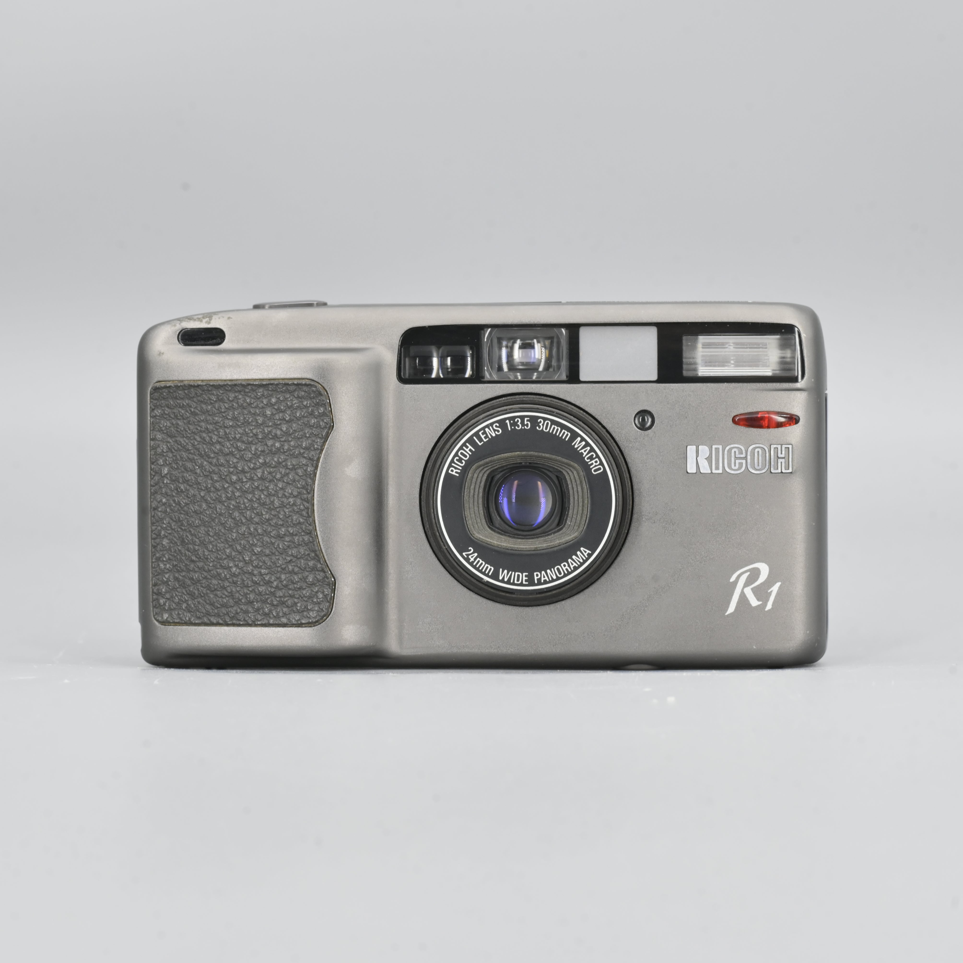 Ricoh R1.