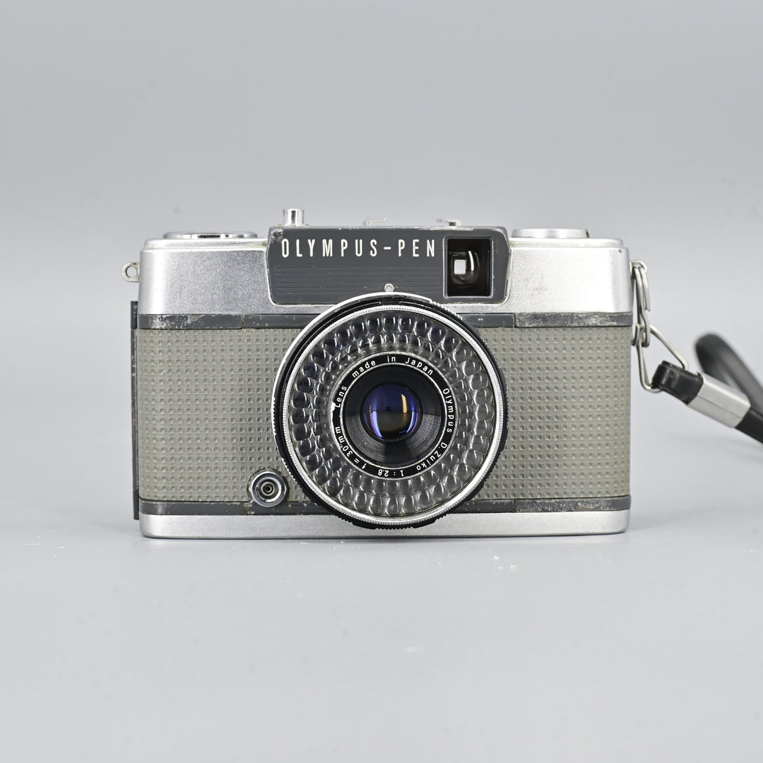 Olympus PEN EE S2.