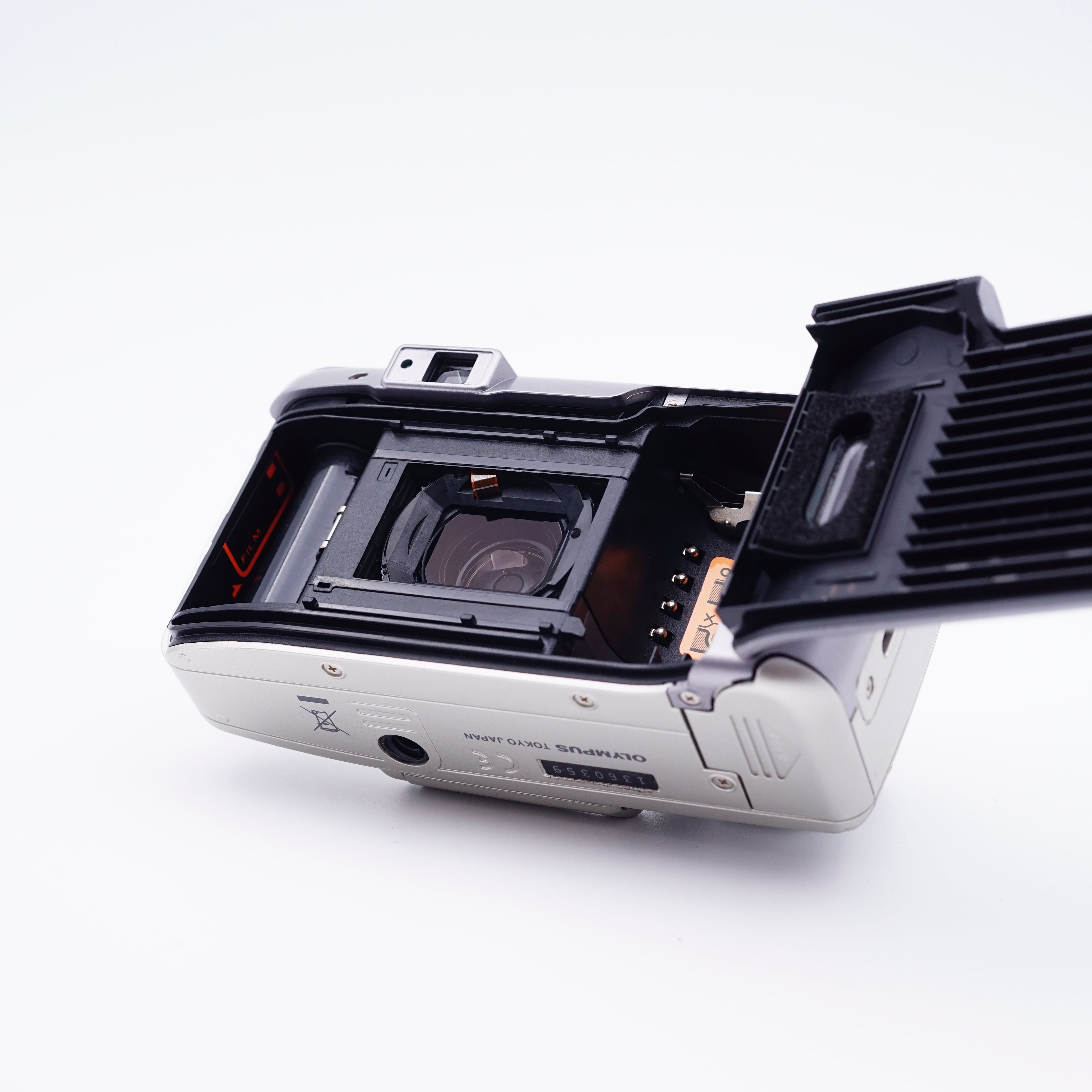 Olympus Superzoom 80S – SHOWA