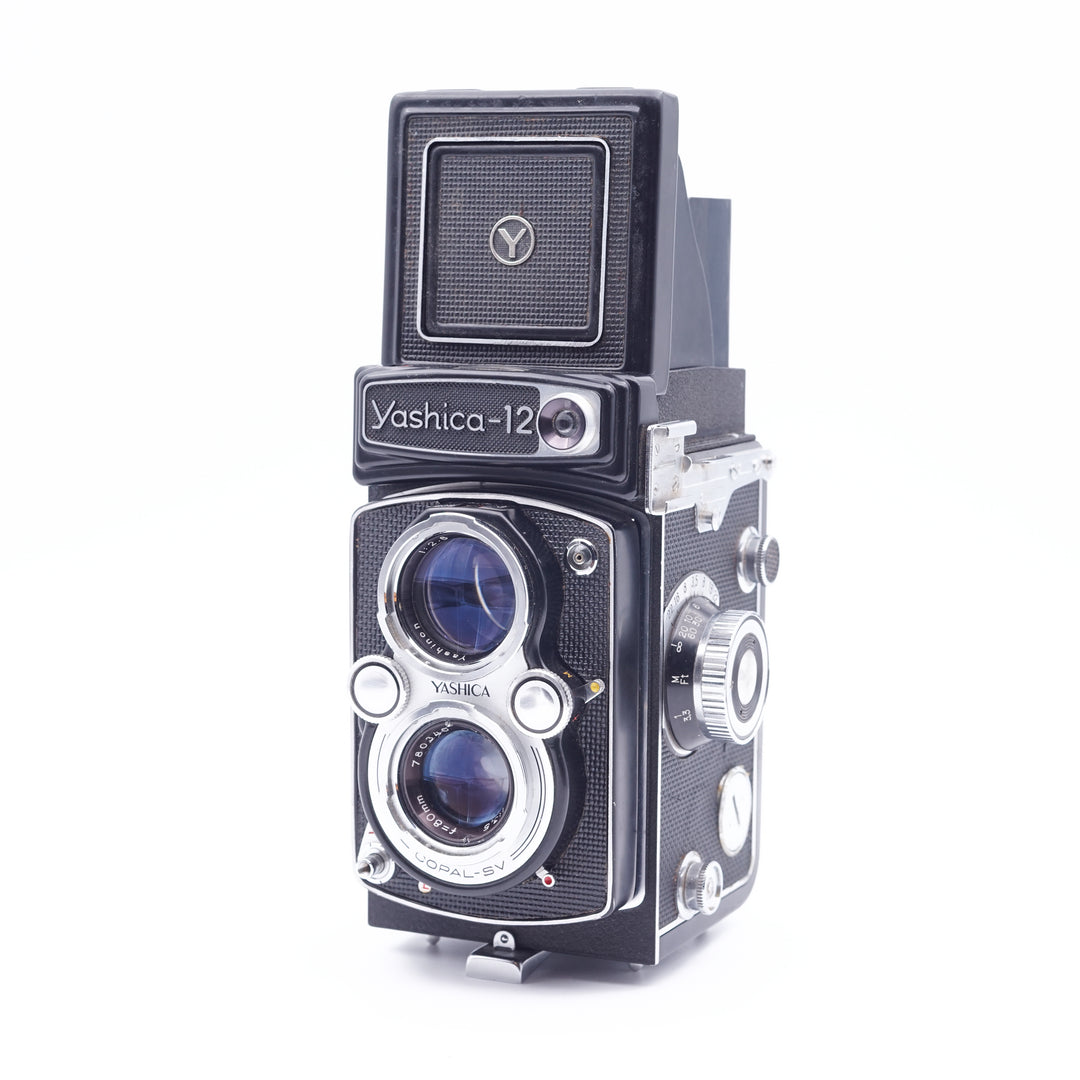 Yashica 12