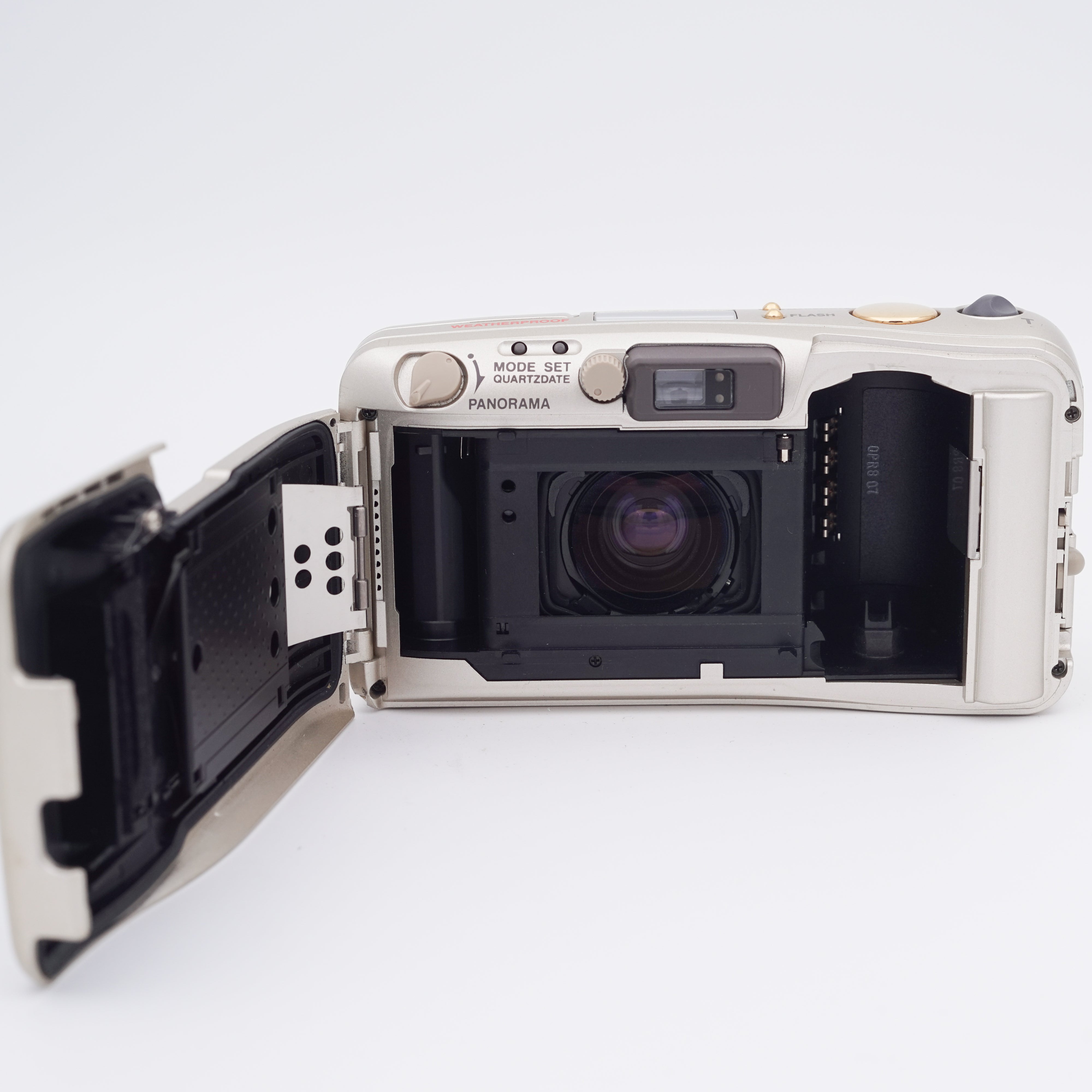 Olympus Mju Zoom 105 Deluxe – SHOWA