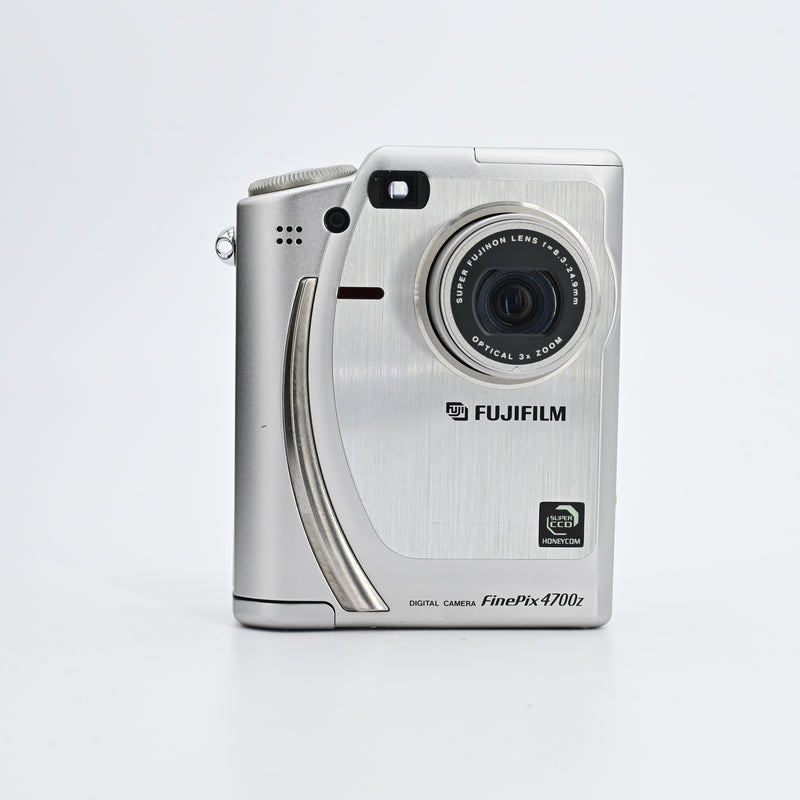 Fujifilm FinePix 4700Z