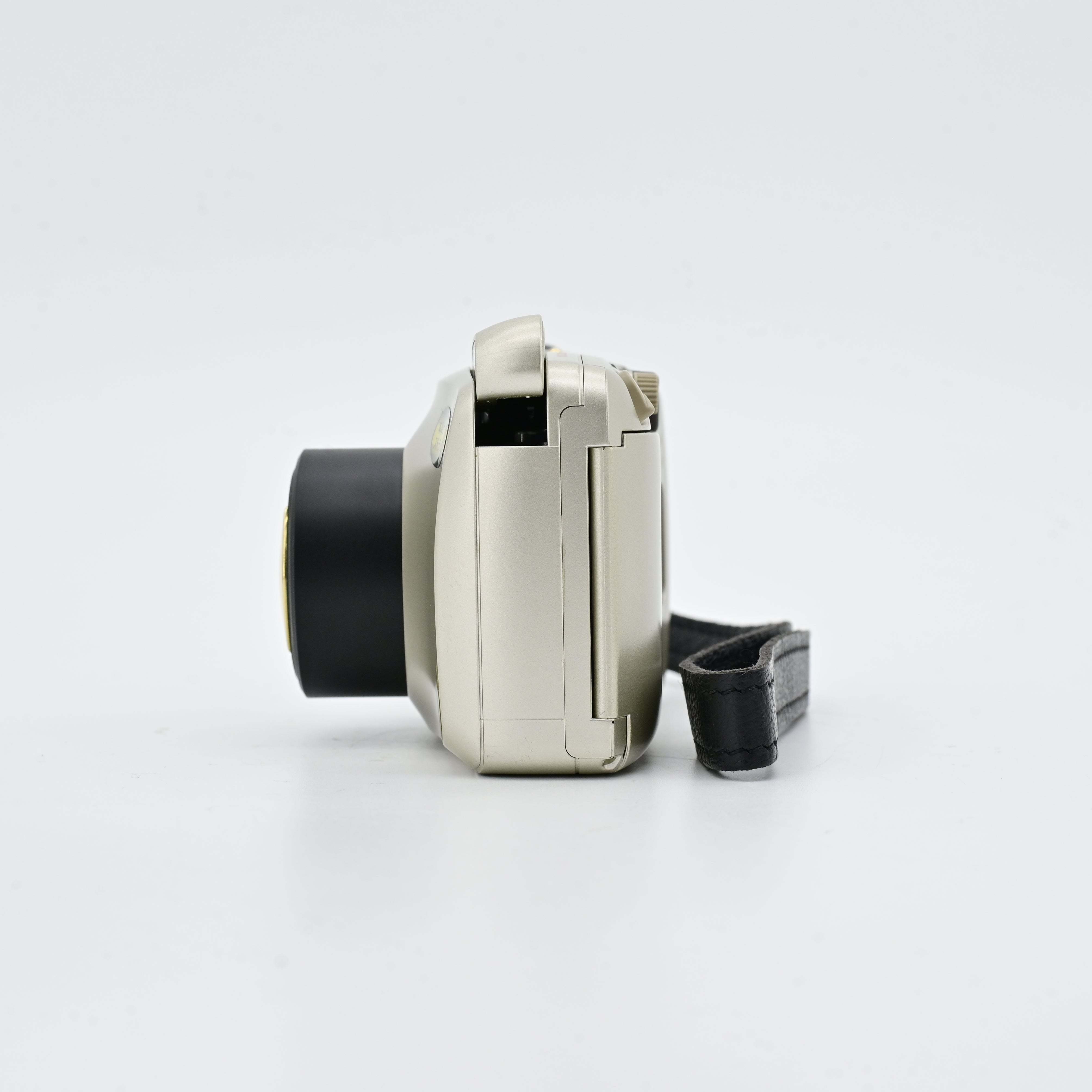 Olympus Mju Zoom 105 Deluxe – SHOWA