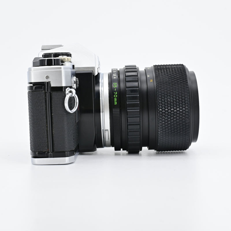 Olympus OM10 + Auto-Zoom 35-70/4 Lens