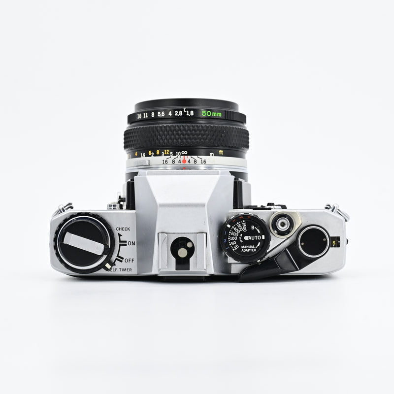 Olympus OM10 + Auto-S 50/1.8 Lens