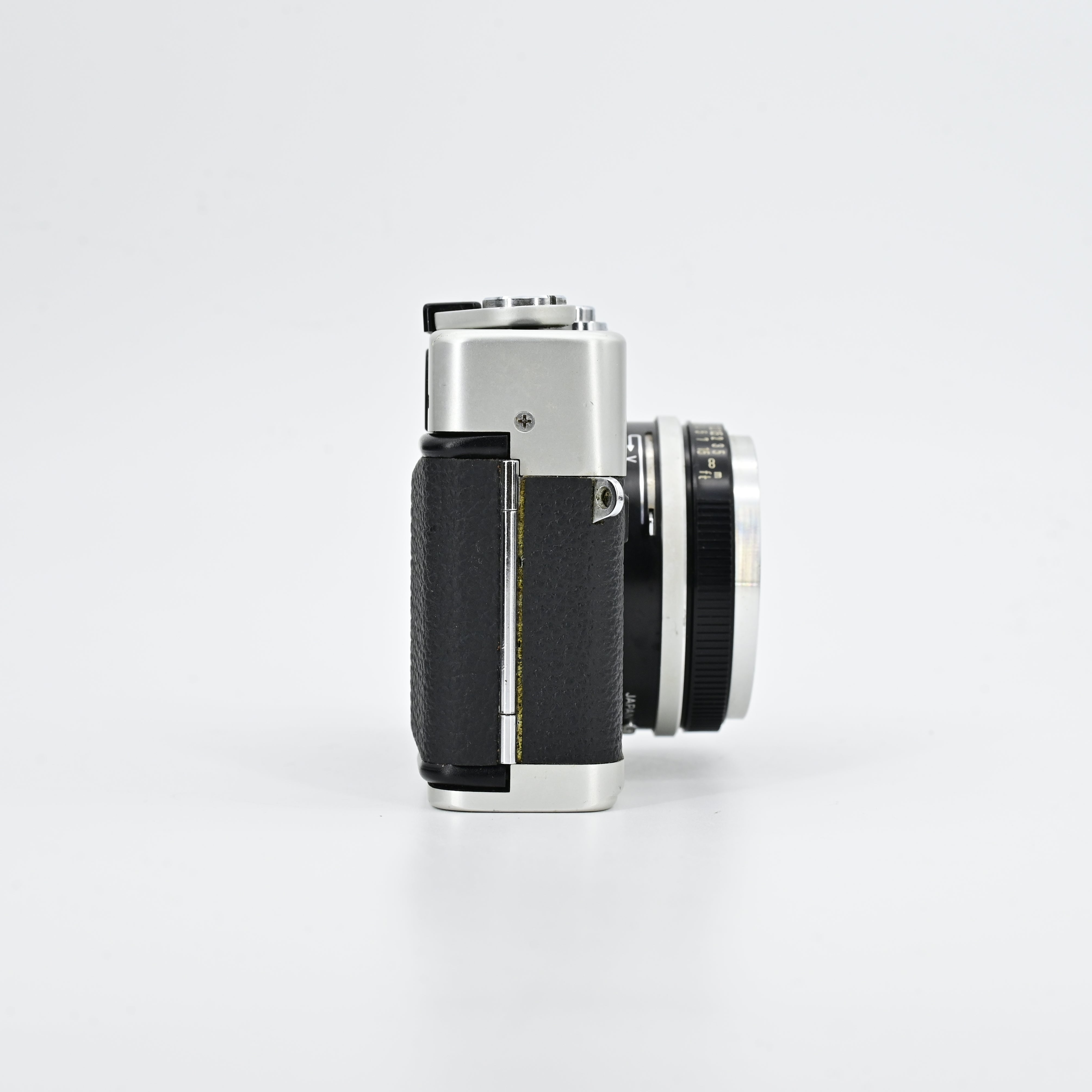 Minolta Hi Matic F – SHOWA