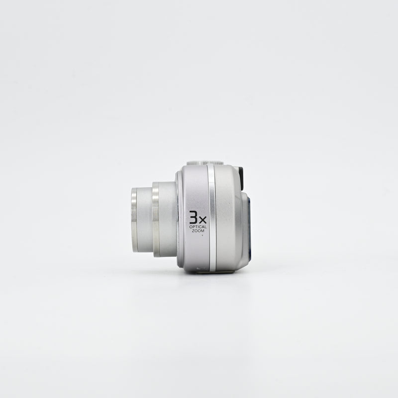 Sony Cyber-Shot DSC-P10 CCD Digital Camera