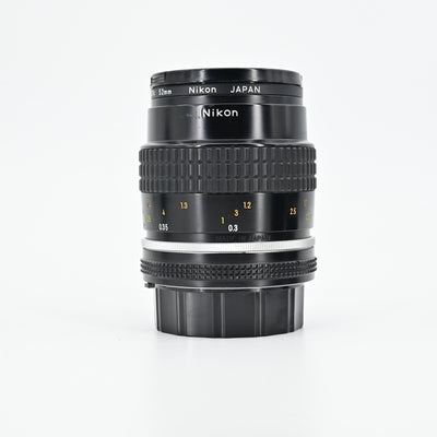 Nikon Micro-Nikkor 55/2.8 Lens