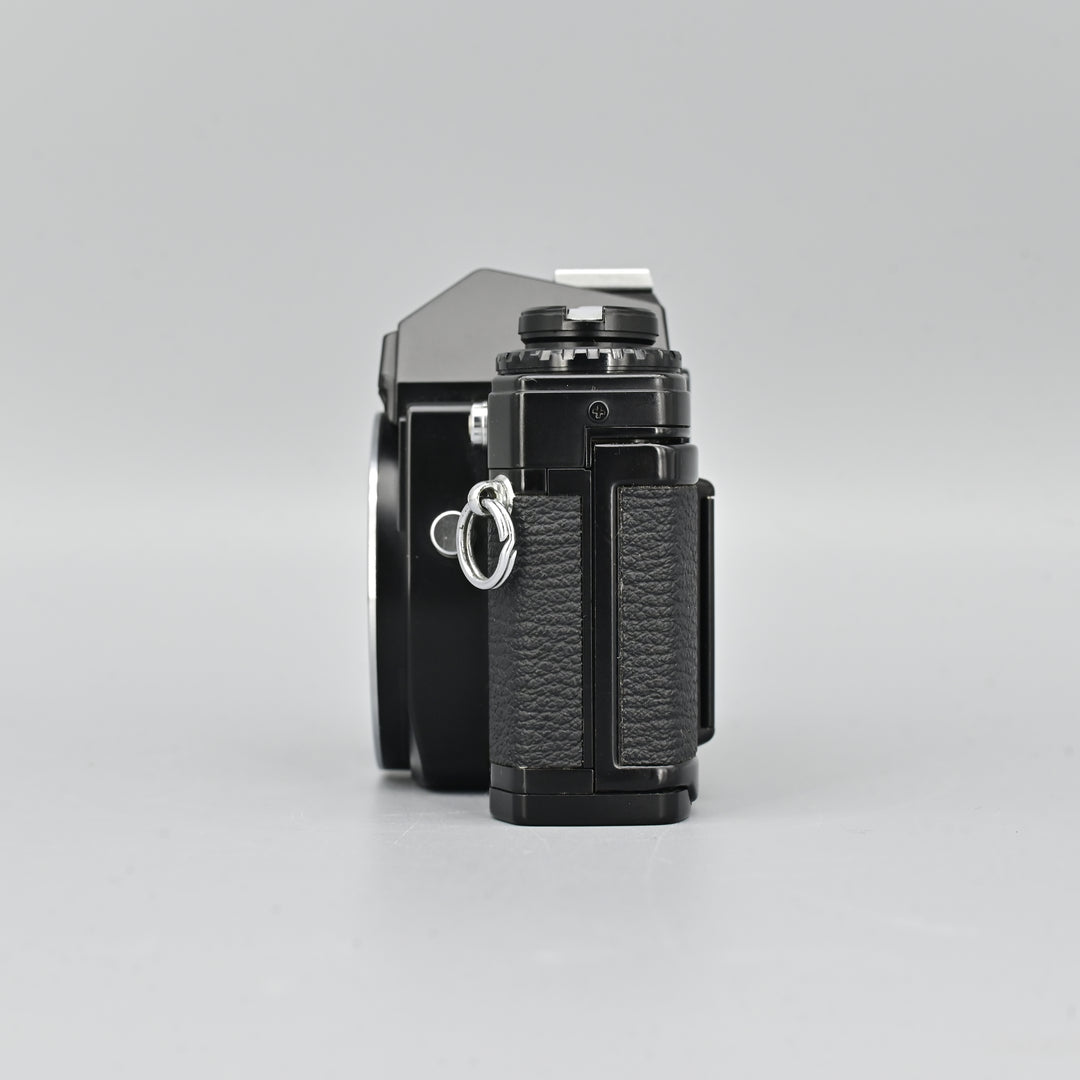 Olympus OM10 Body Only