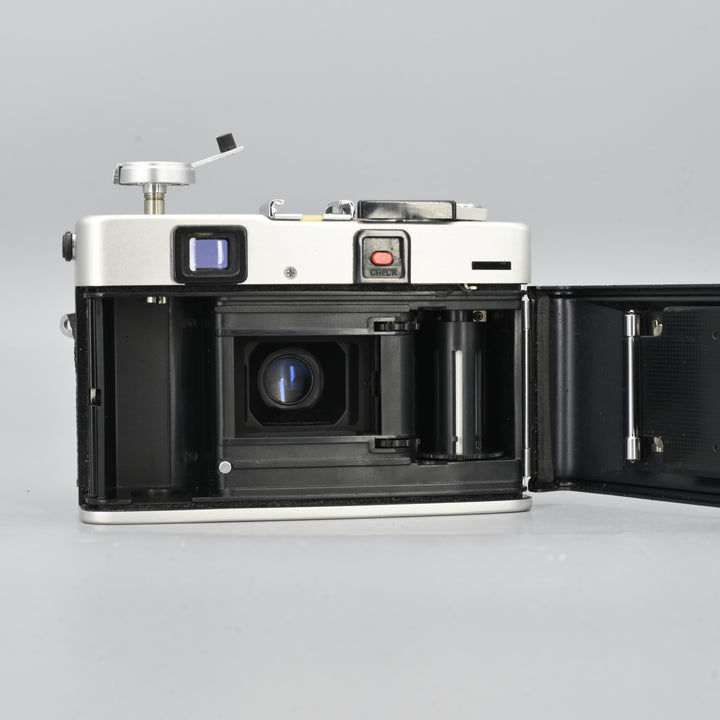 Minolta Hi-matic F Sliver