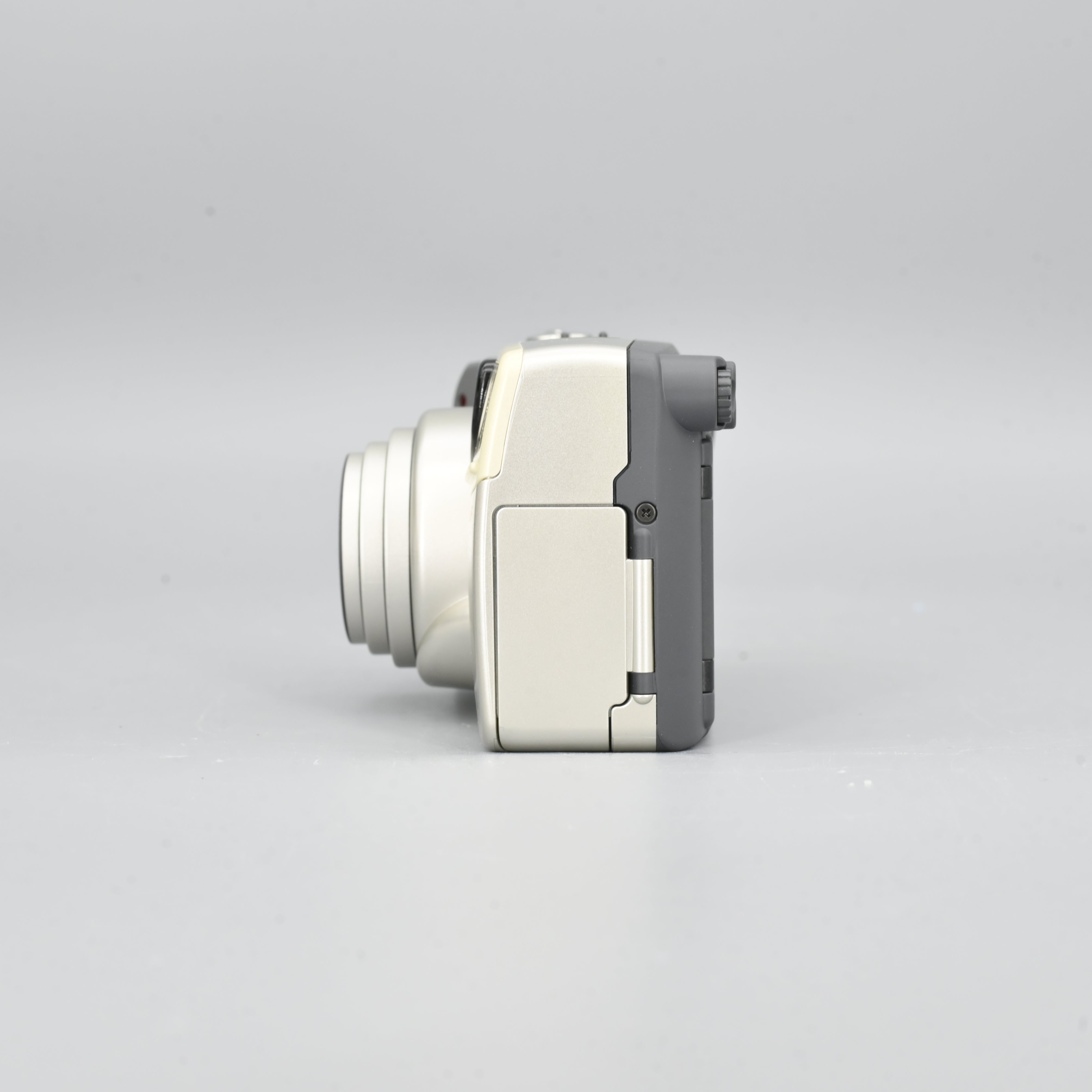 Olympus Superzoom 160 – SHOWA