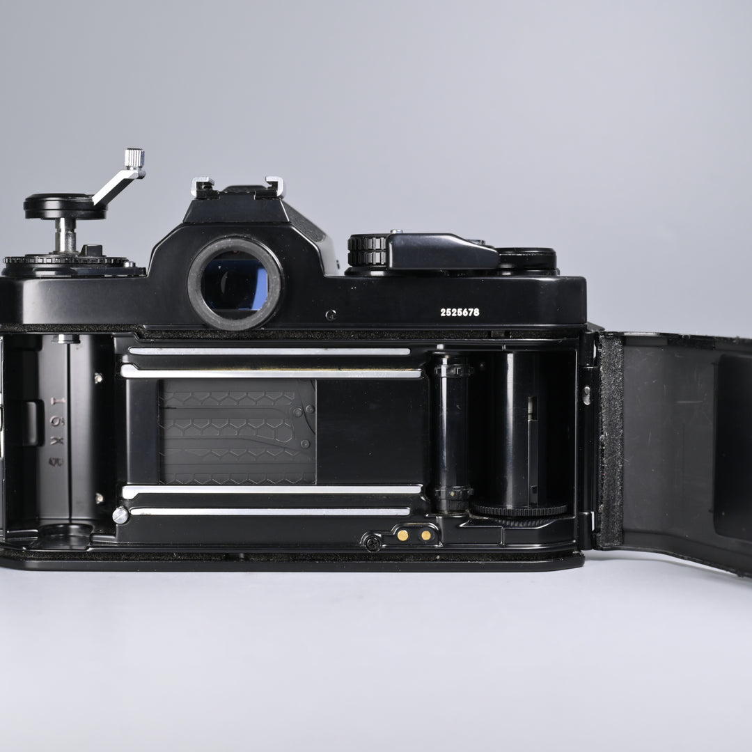 Nikon FE2 Body Only (Box Set)