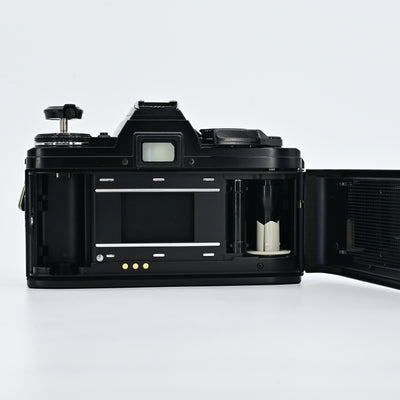 Minolta X700 + Kalimra 28-105mm F3.5-4.5 Zoom Lens
