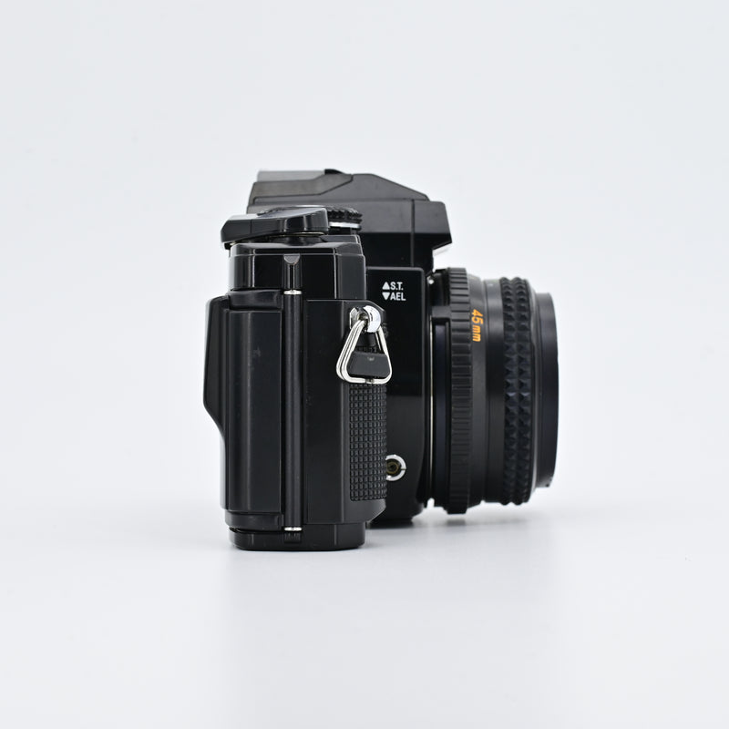 Minolta X570 Black + MD 45mm F2 Lens