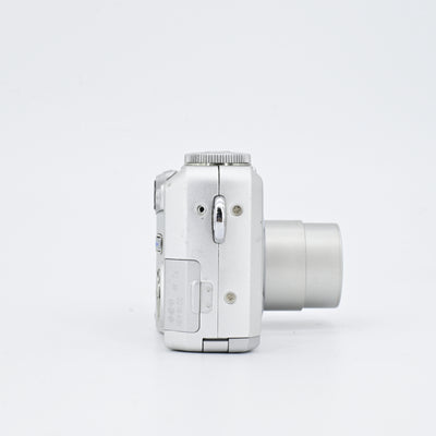 Pentax Optio 550 CCD Digital Camera