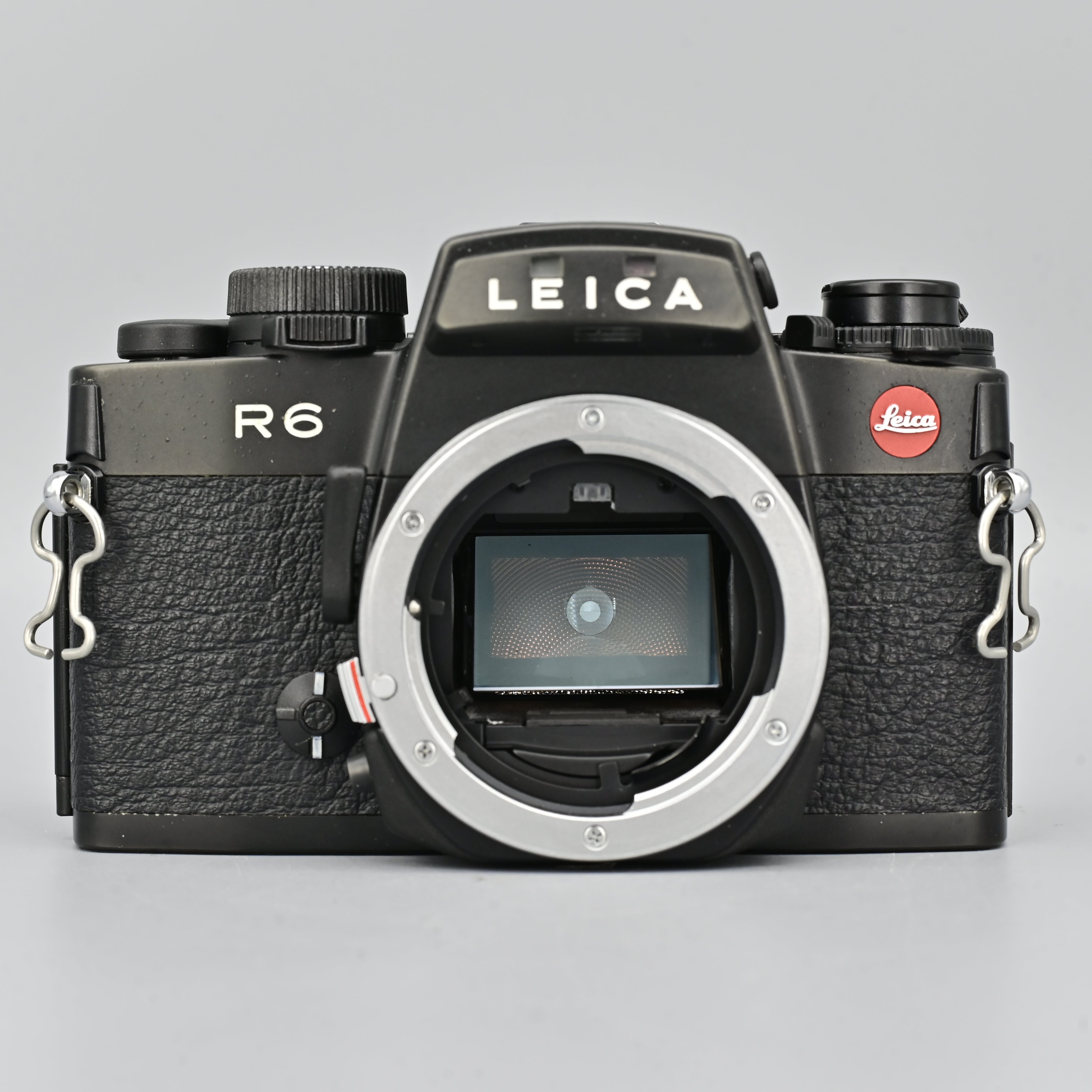 Leica R6 Body Only. – SHOWA