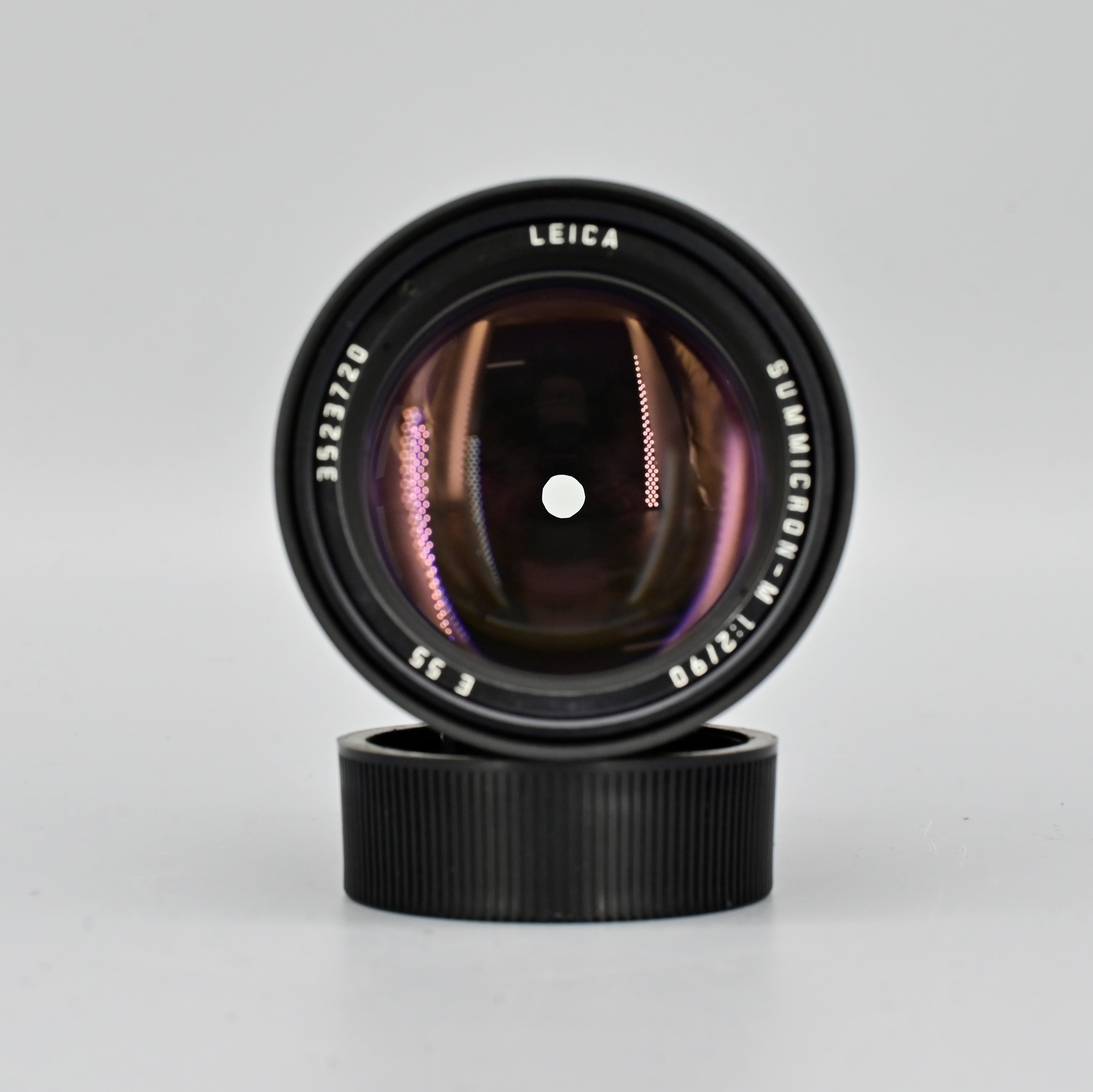 LEICA SUMMICRON-M 90mmF2 E55 Leica Summicron-M 90mm F⁄2.0 E55 Pre-Asph⁄  Black Boxed