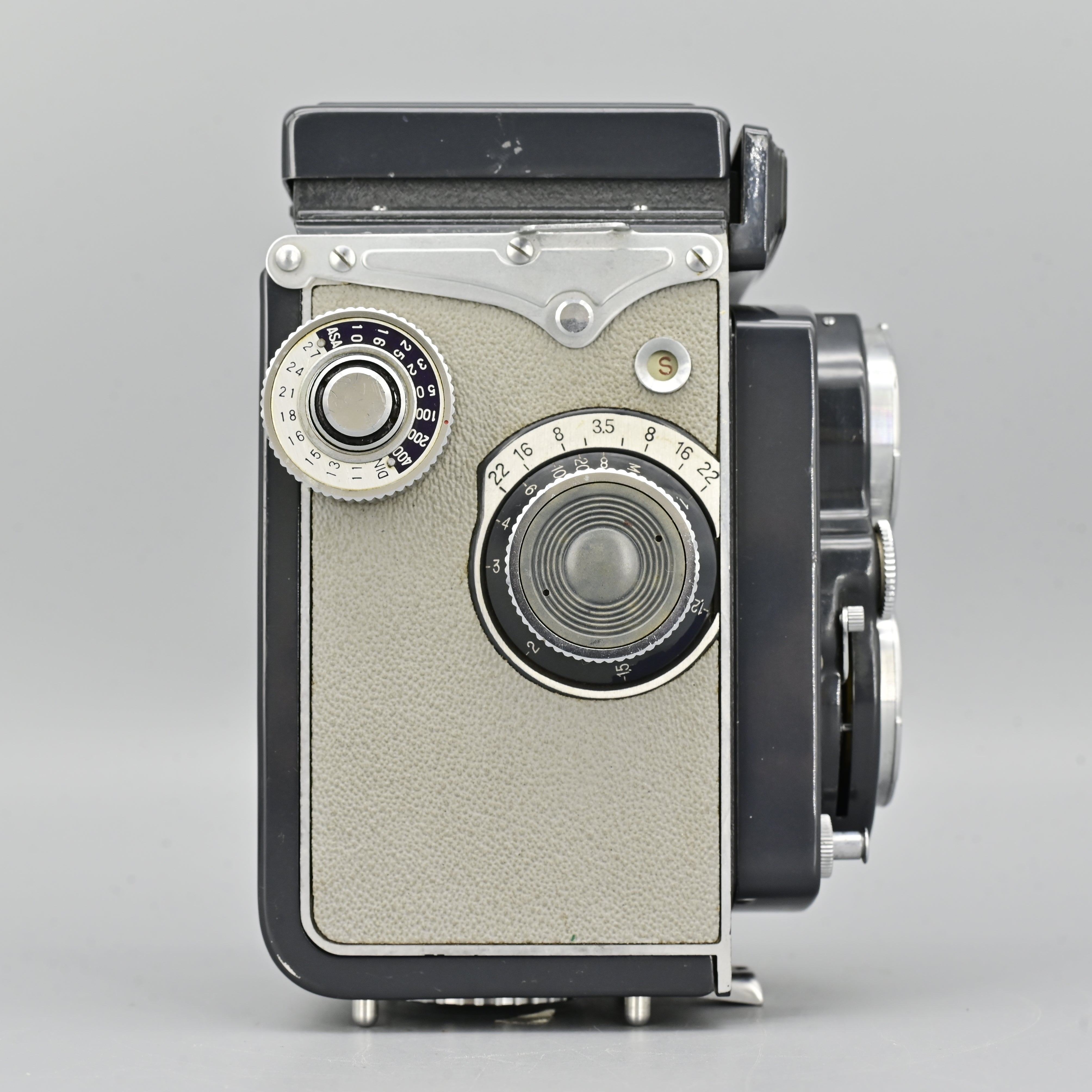 Yashica-D Grey Ver. – SHOWA