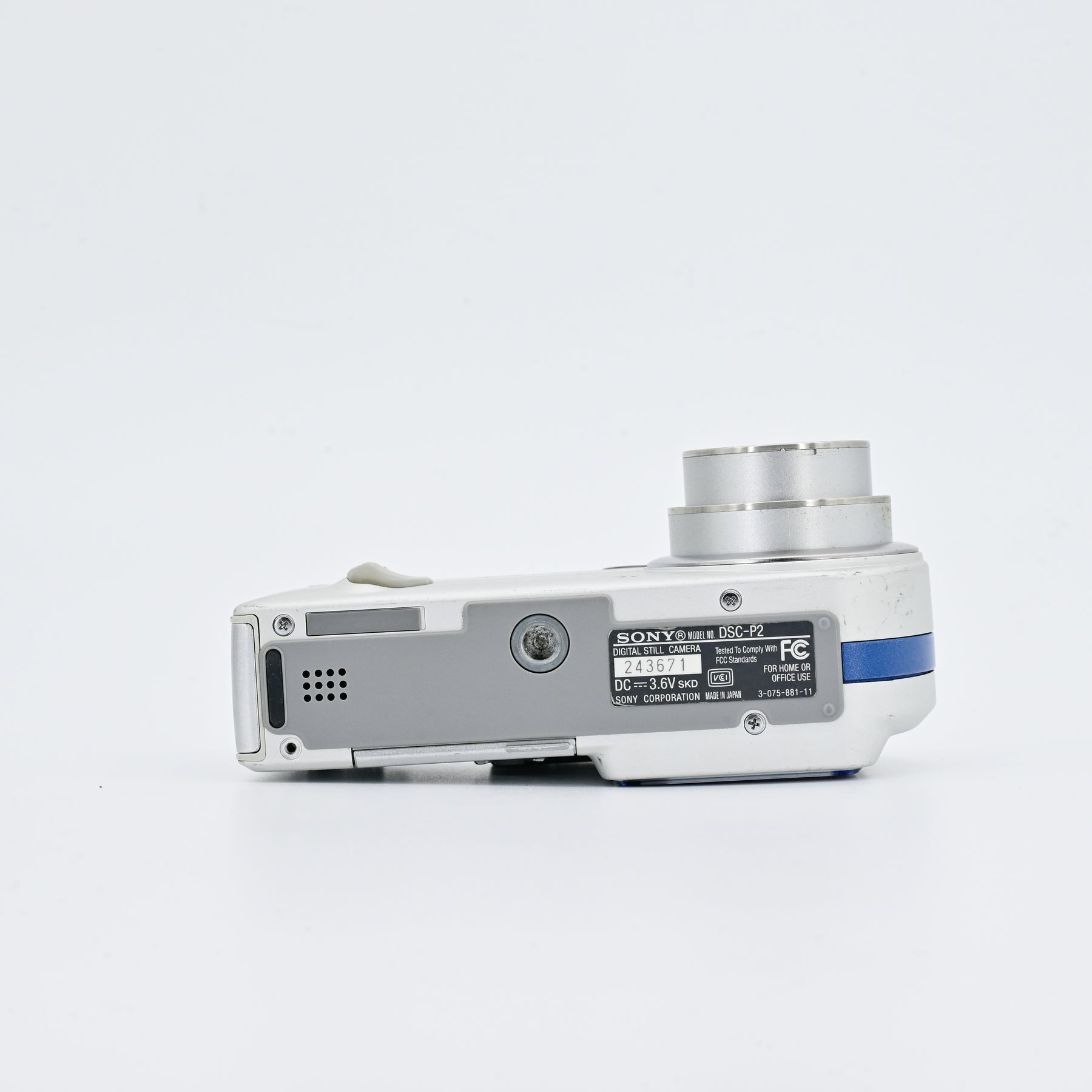 SONY Cyber-Shot DSC-P10 ＜ジャンク品＞ - デジタルカメラ