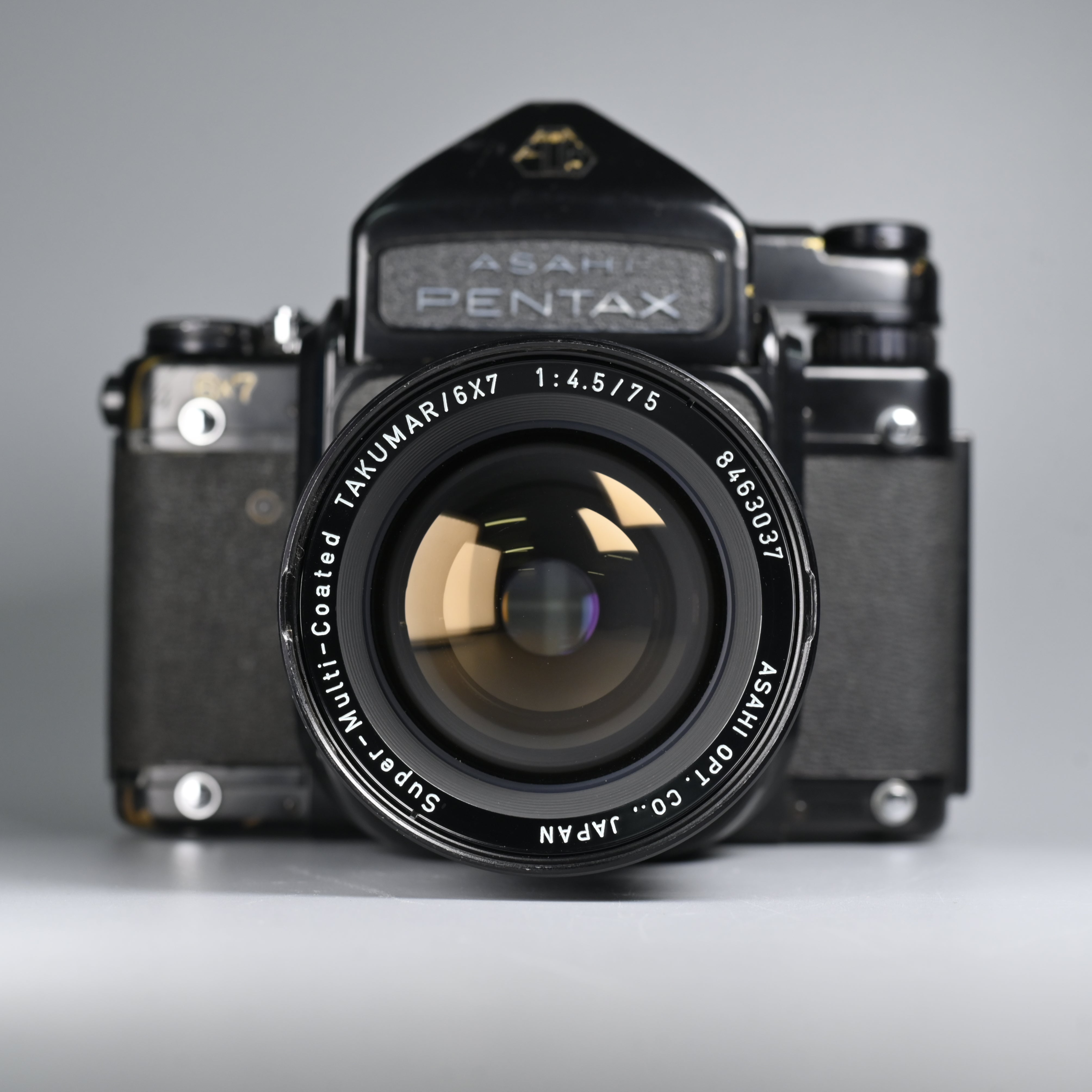 フィルムカメラ PENTAX 6x7 TAKUMAR 4.5 75mm Pentax 6x7 + Takumar-6x7 75mm F4.5 Lens. – SHOWA
