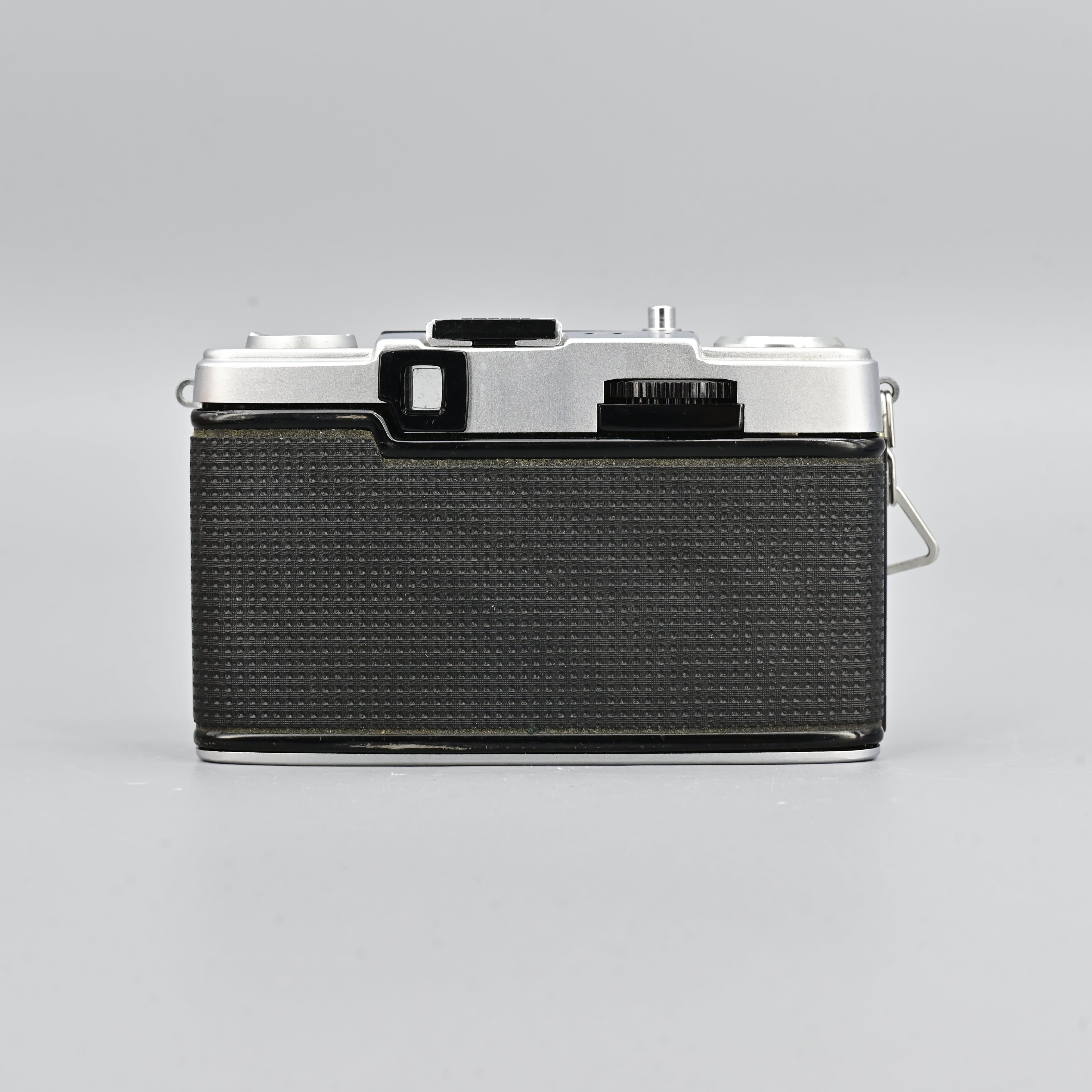 Olympus PEN EE 3 – SHOWA