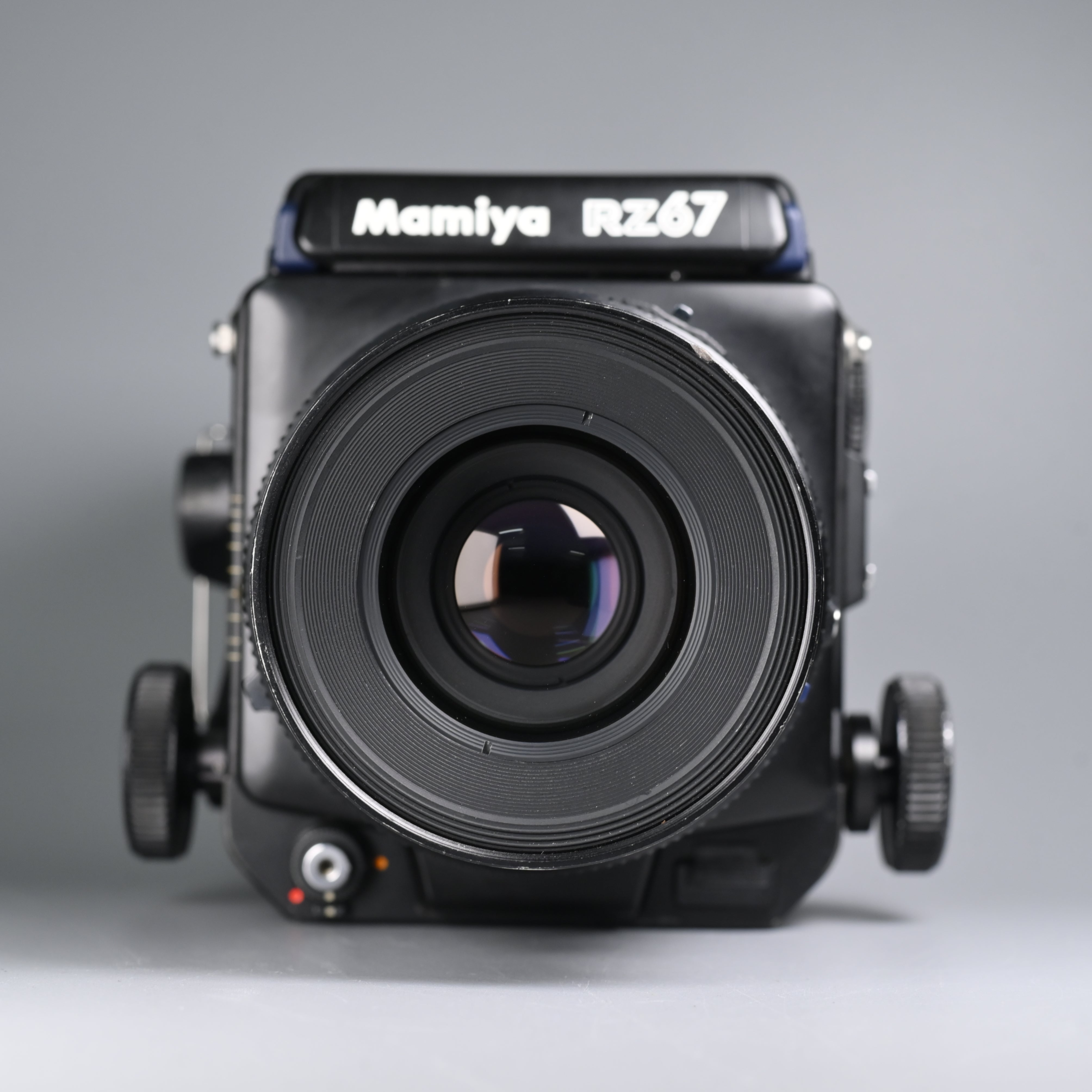 Mamiya RZ67 + Sekor Z 90mm F3.5 W Lens – SHOWA