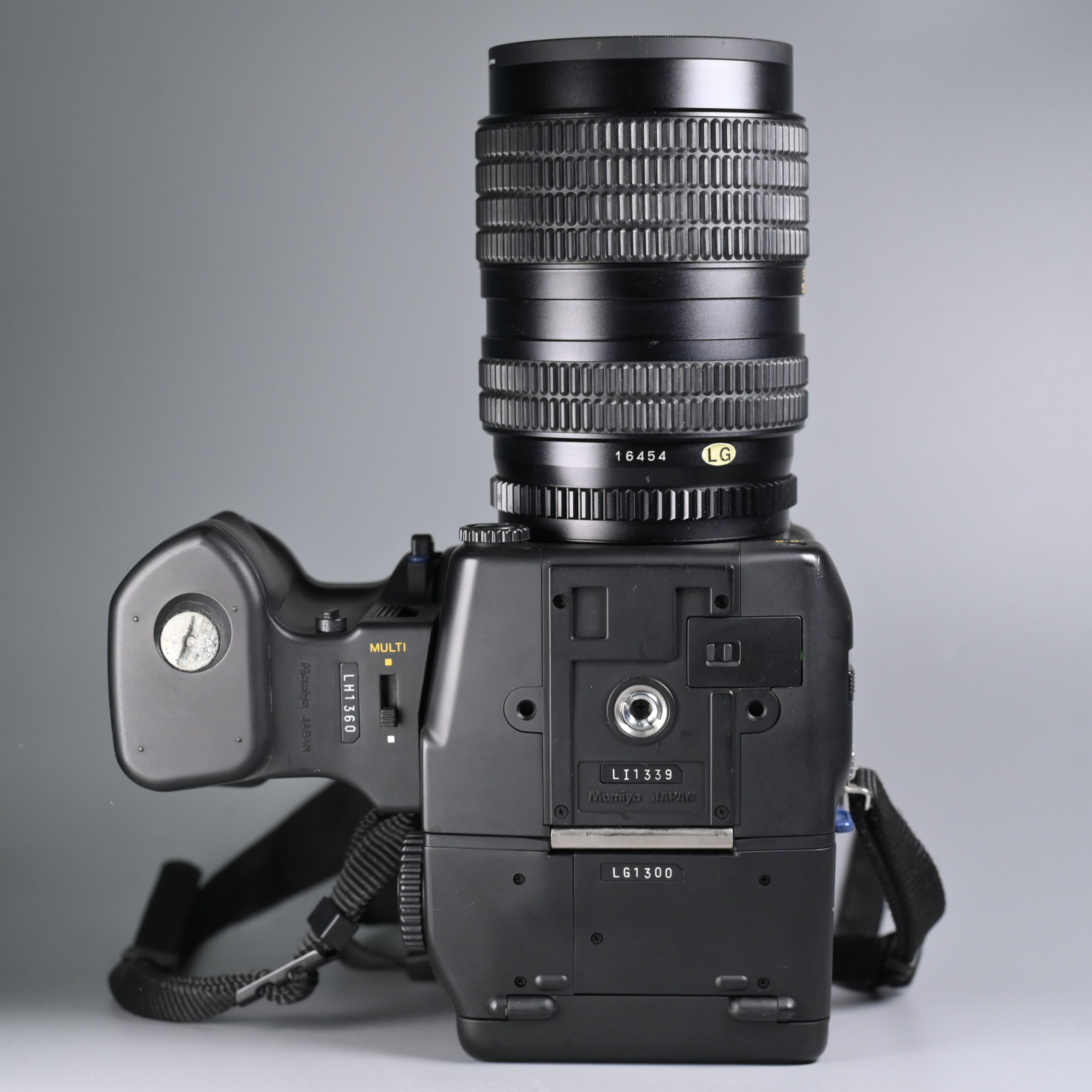 Mamiya 645 Pro + Sekor Zoom C 55-110mm F4.5 W Lens – SHOWA Mamiya 645 Pro + Sekor Zoom C 55-110mm F4.5 W Lens – SHOWA
