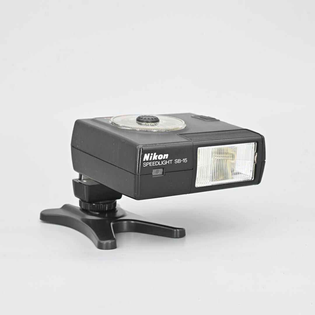 Nikon Speedlight SB-15 Flash