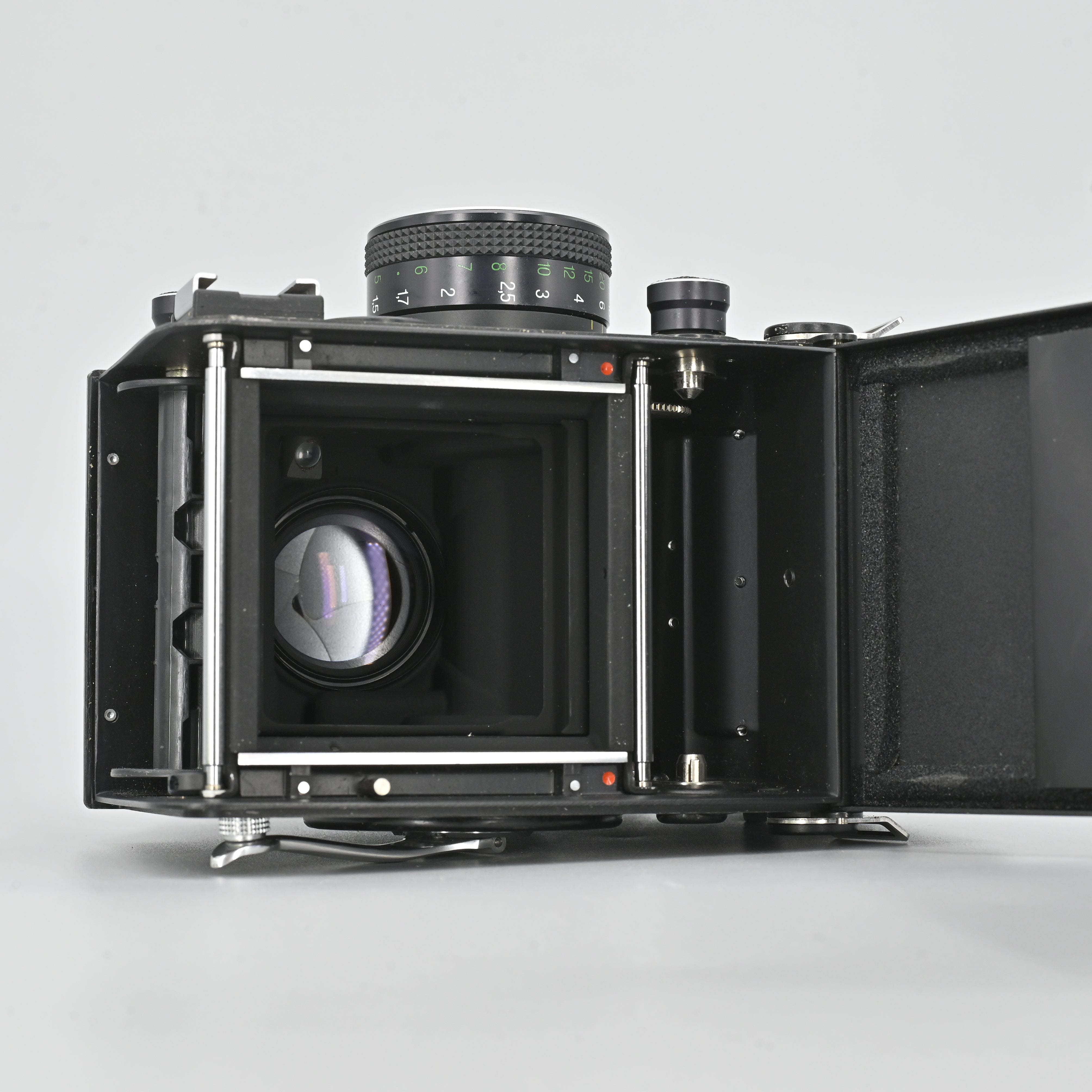 Rolleiflex 2.8GX (Box Set) – SHOWA