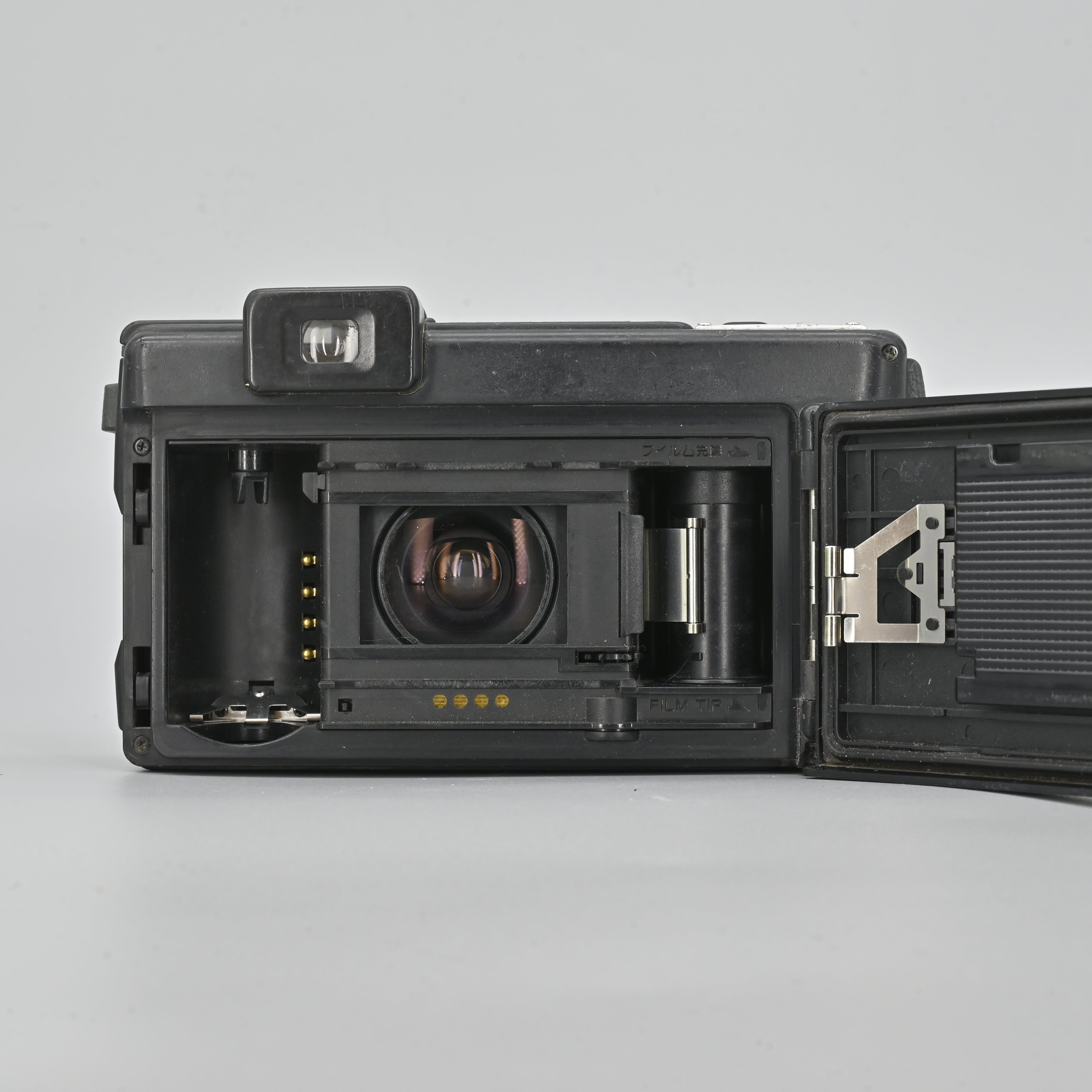 Konica 28 Wide 現場監督– SHOWA