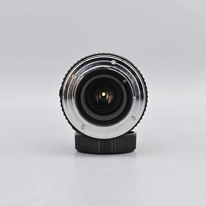 Minolta MD Zoom 28-70mm F3.5-4.8 lens