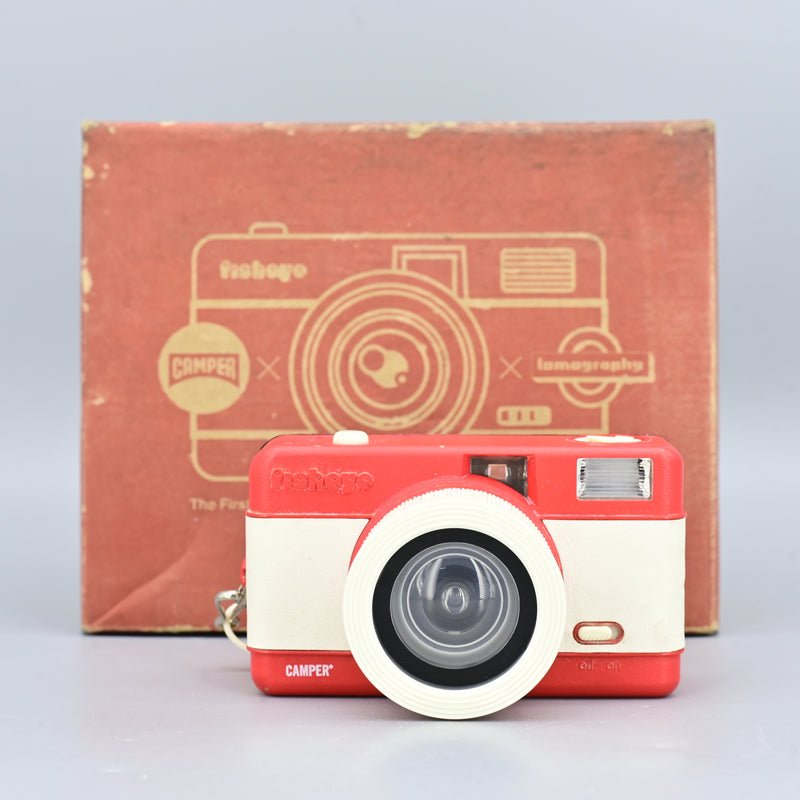 Lomo Fisheye Compact Camera [Box Set]
