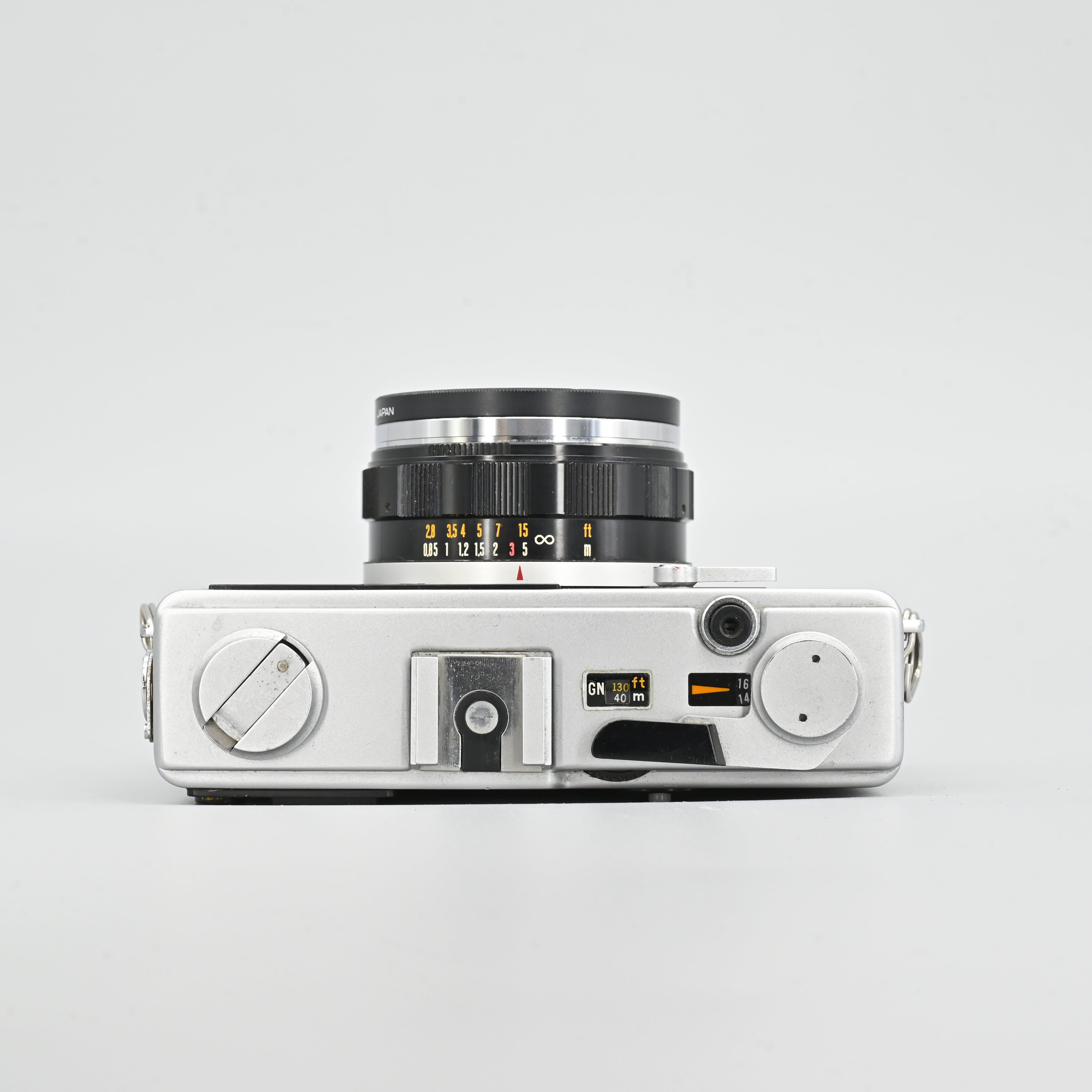 Olympus 35dc  白レザー美品 Olympus 35DC. – SHOWA