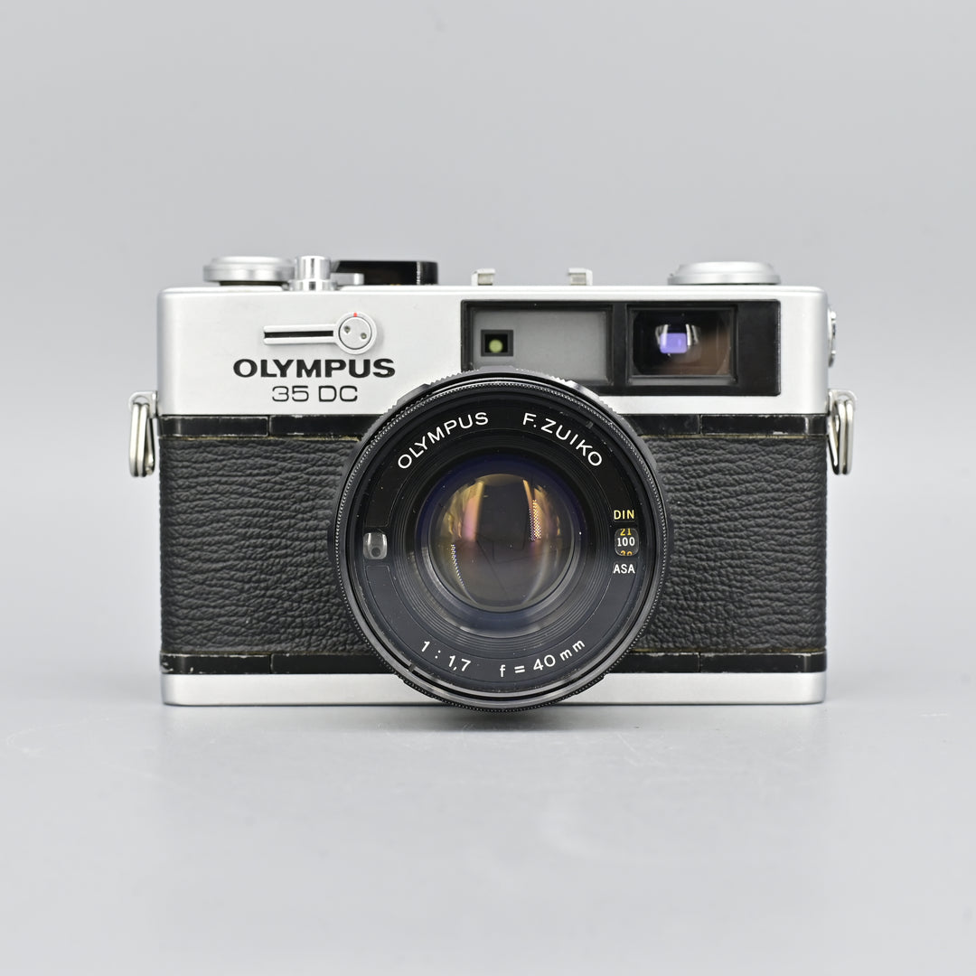 Olympus 35DC.