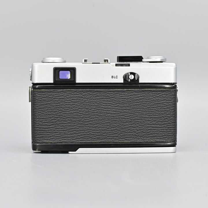 Olympus 35DC.