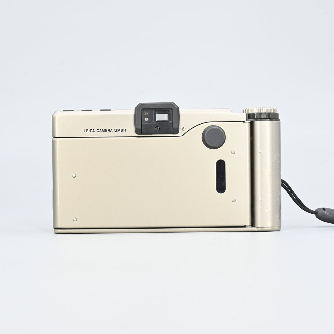 Leica Minilux.