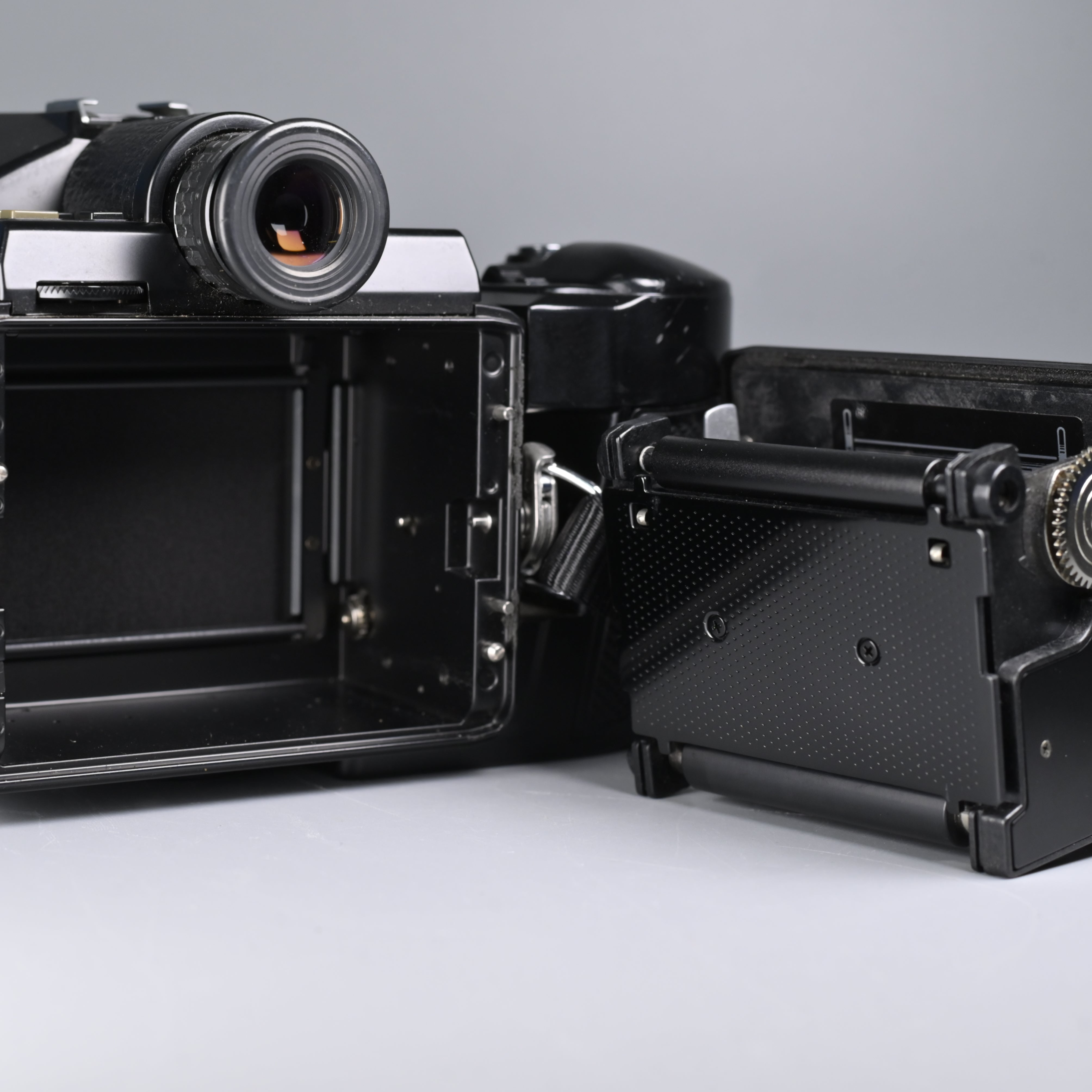 Pentax 645 + SMC Pentax-A 55mm F2.8 Lens. – SHOWA