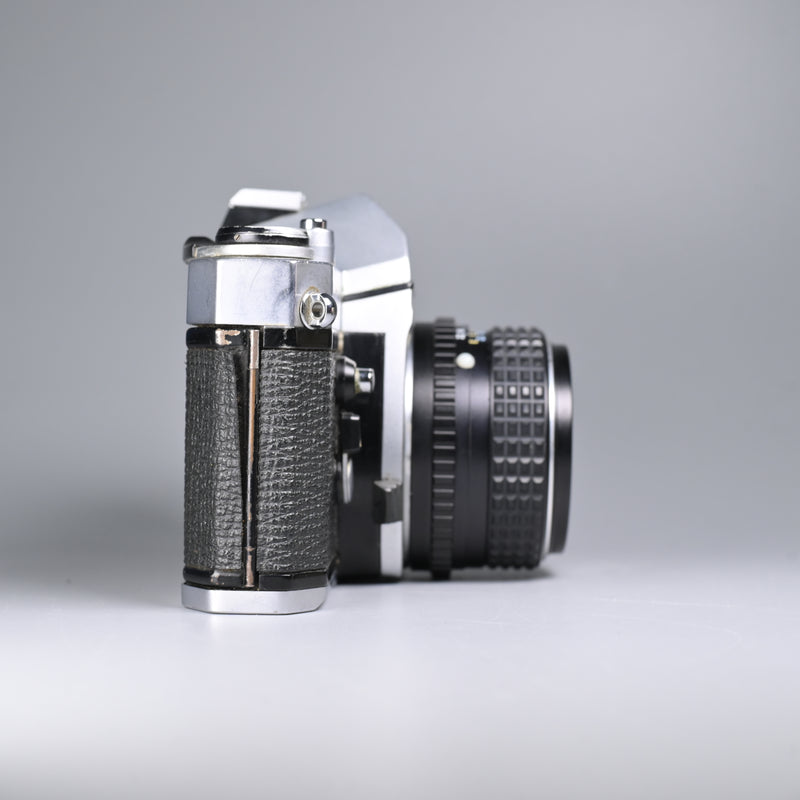 Pentax KM + SMC Pentax-M 50mm F1.4 Lens [READ]
