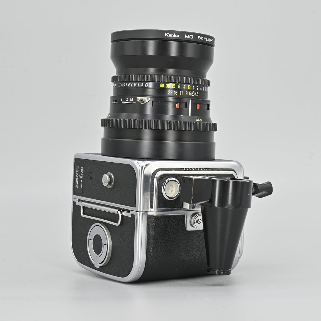 Hasselblad SWC + C12 film magazine.