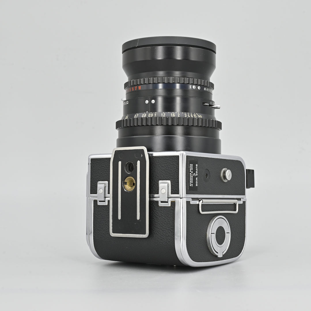 Hasselblad SWC + C12 film magazine.