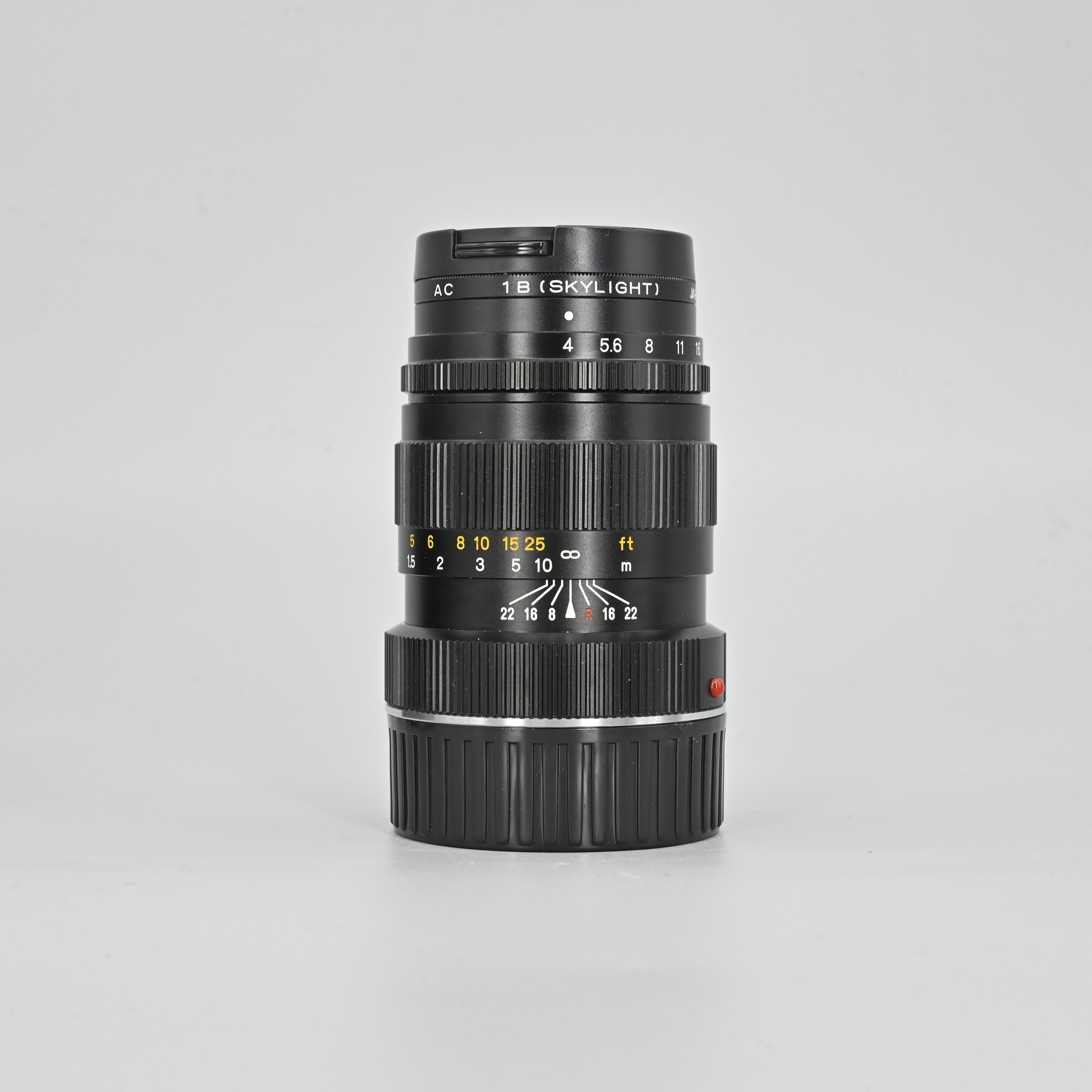 Minolta CLE Body + M-Rokkor 40mm F2 + M-Rokkor 90mm F4 Set. – SHOWA