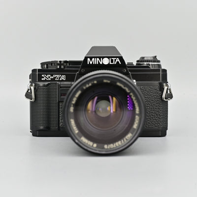 Minolta X7A Black + Vivitar Macro Fousing Zoom 35-105mm F3.2 Lens