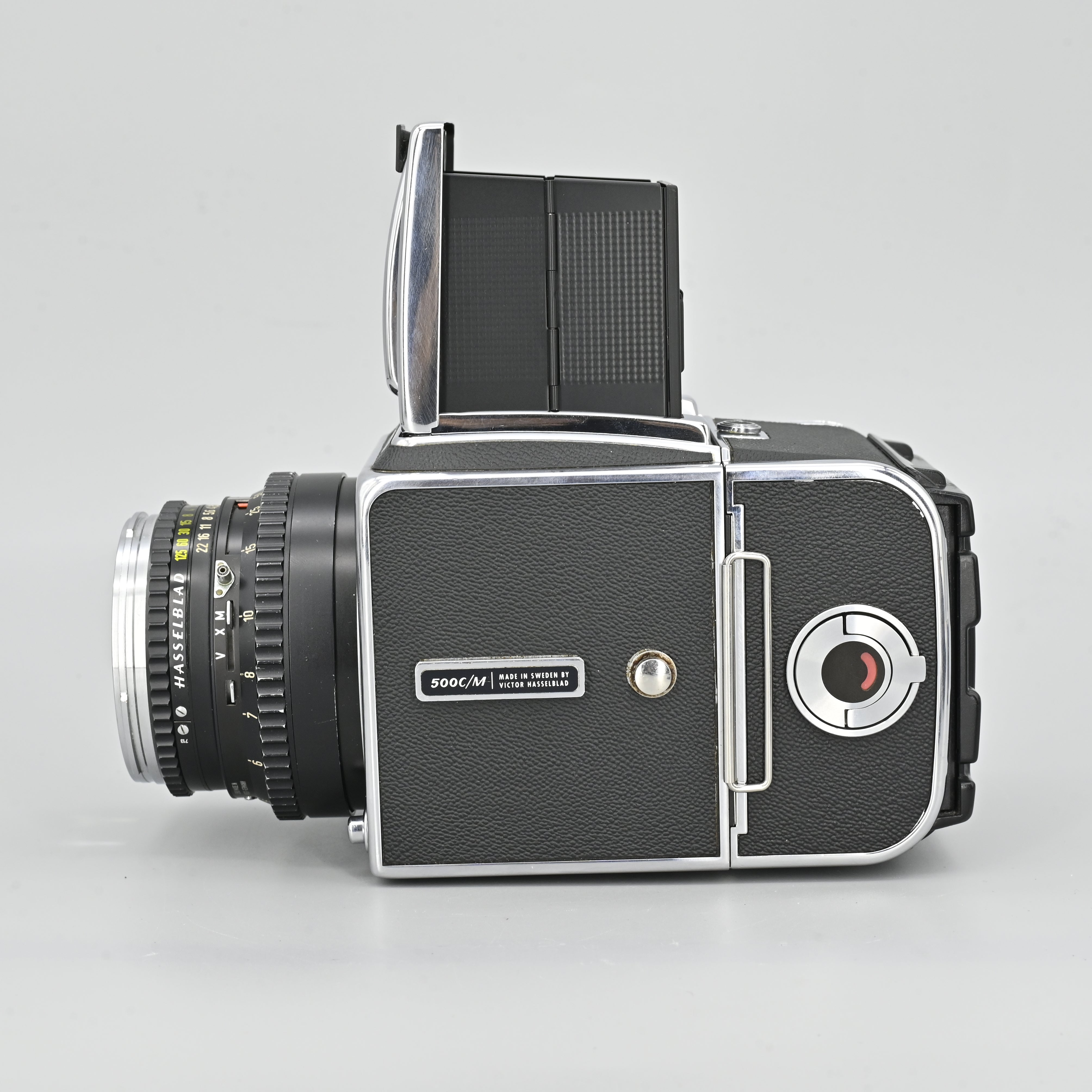 Hasselblad 500CM + CT 100mm F3.5 + A12 film magazine Type IV – SHOWA