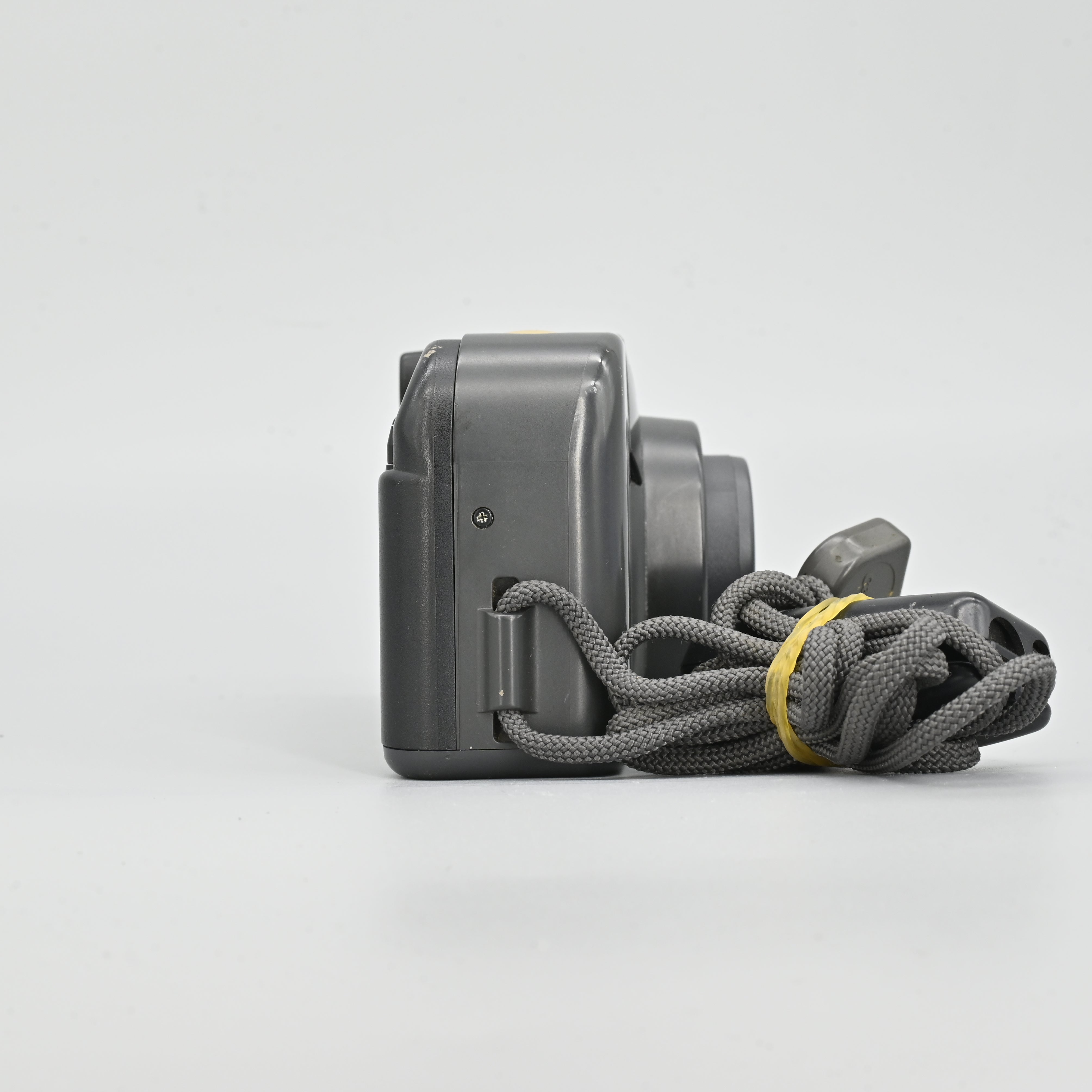 Canon Autoboy 2 Quartz Date – SHOWA