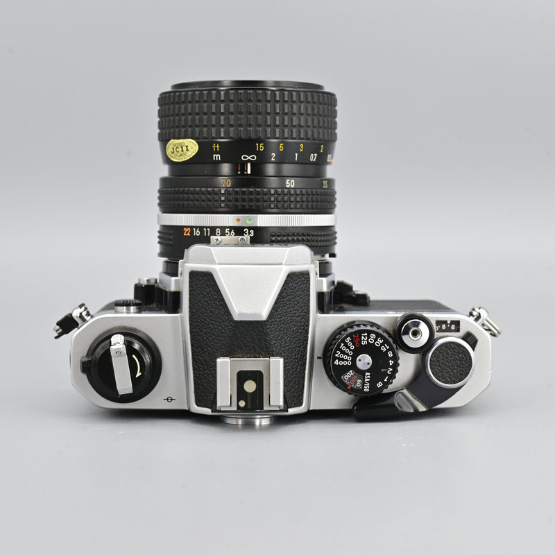 Nikon FM2N + Zoom-Nikkor 35-70mm F3.3-4.5 Lens