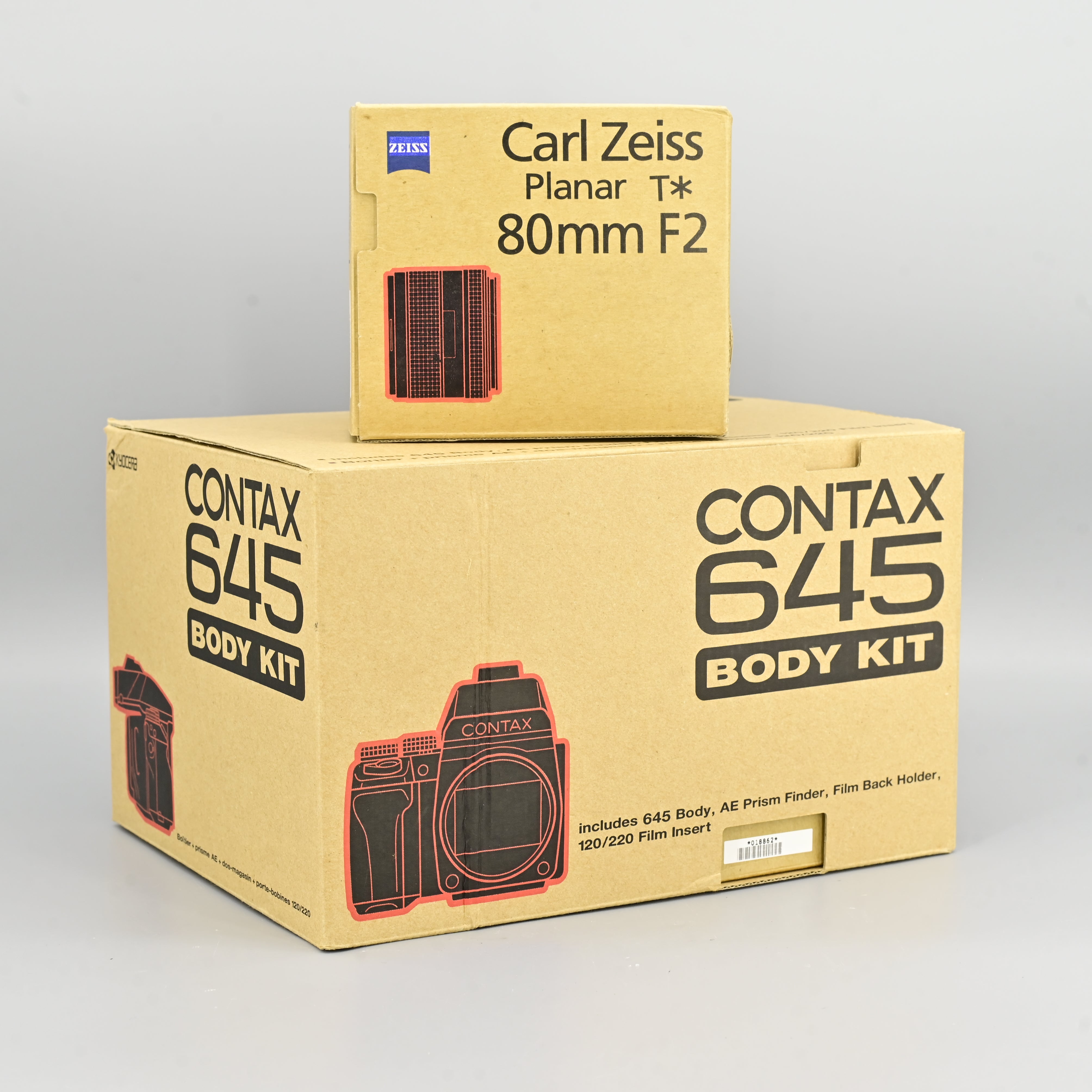 Contax 645 + Carl Zeiss T* Planar 80mm F2 Lens [Box Set] – SHOWA