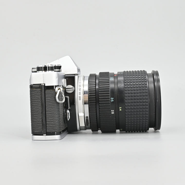 Olympus OM1 + Tokina 28-70mm F3.5-4.5 Zoom Lens [READ]