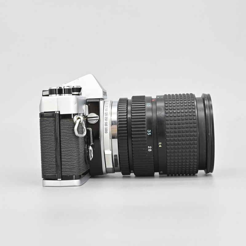 Olympus OM1 + Tokina 28-70mm F3.5-4.5 Zoom Lens [READ}