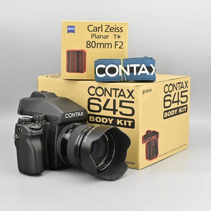 CONTAX 645 Carl Zeiss Planar 80mm F2