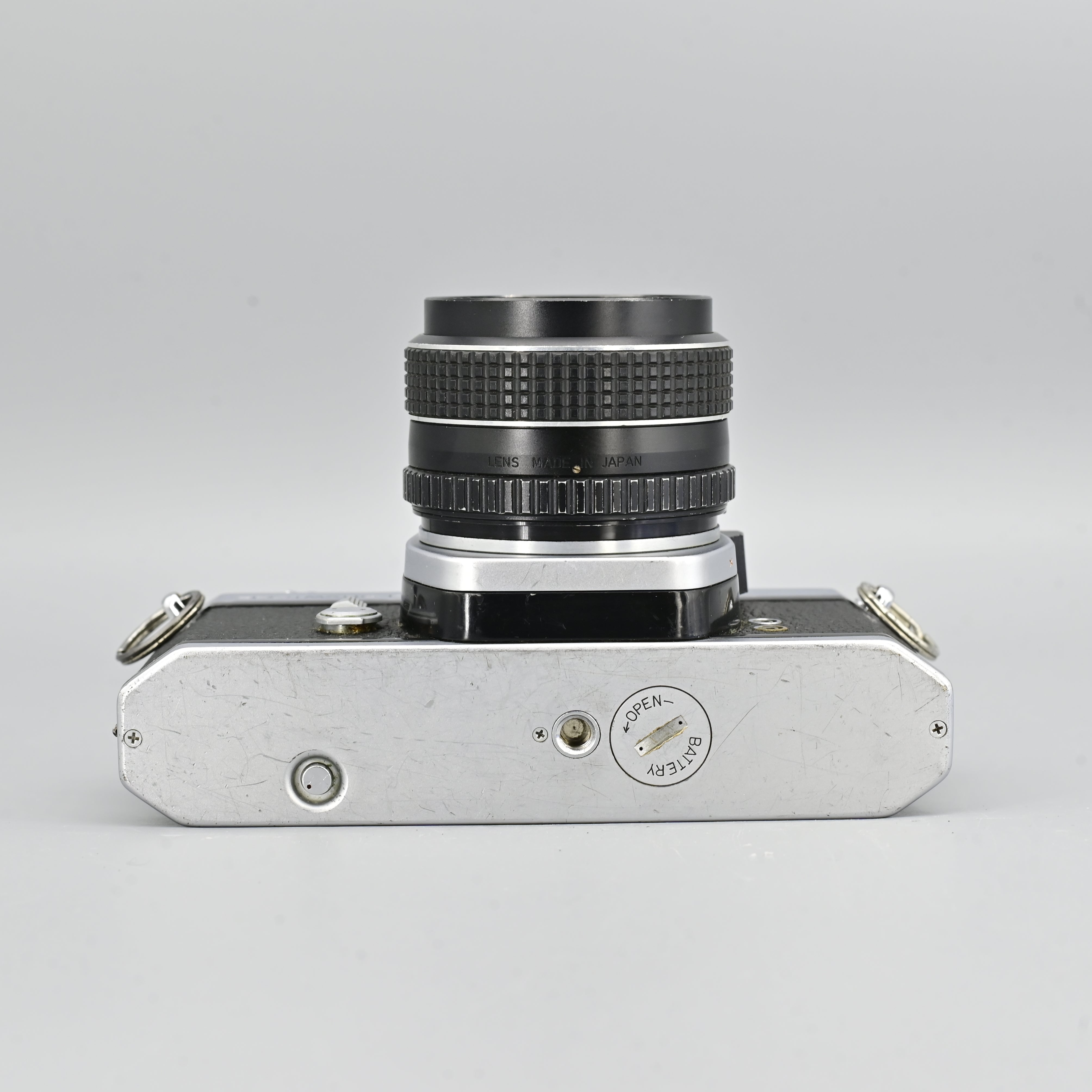Pentax Spotmatic F SP + Super-Takumar 55/1.8 Lens [READ] – SHOWA